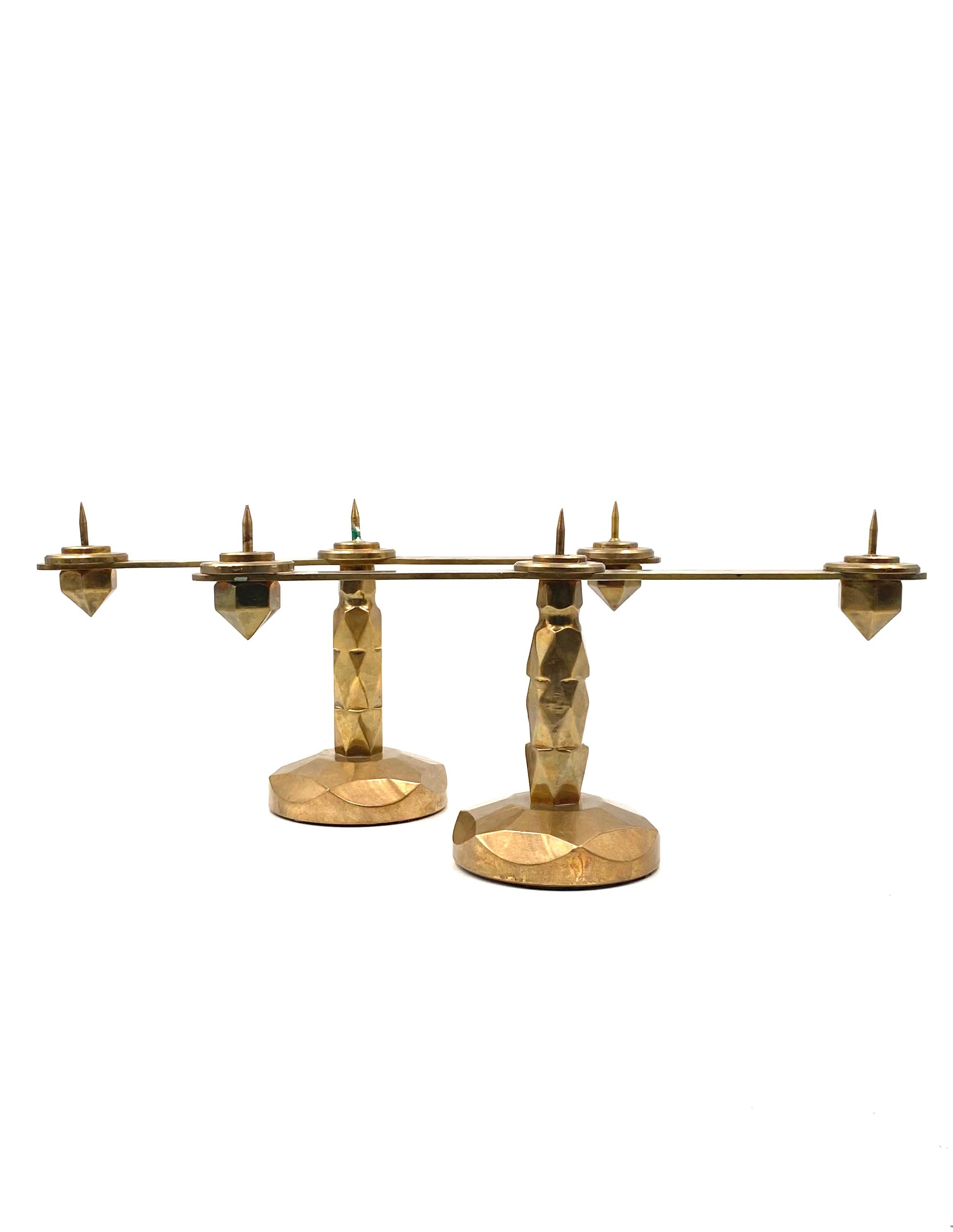 Brutalist brass pair of candle holders, France 1970s For Sale 4