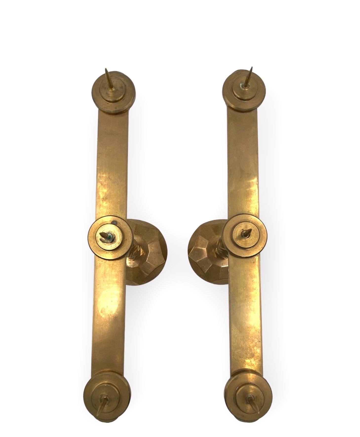 Brutalist brass pair of candle holders, France 1970s For Sale 14