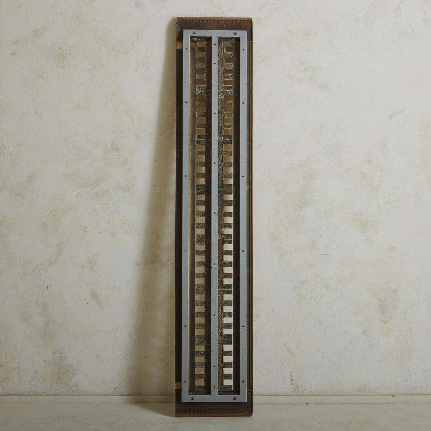 Brutalist Brass Wall Sculpture Attributed to Luciano Frigerio, Italy, 1960s 4