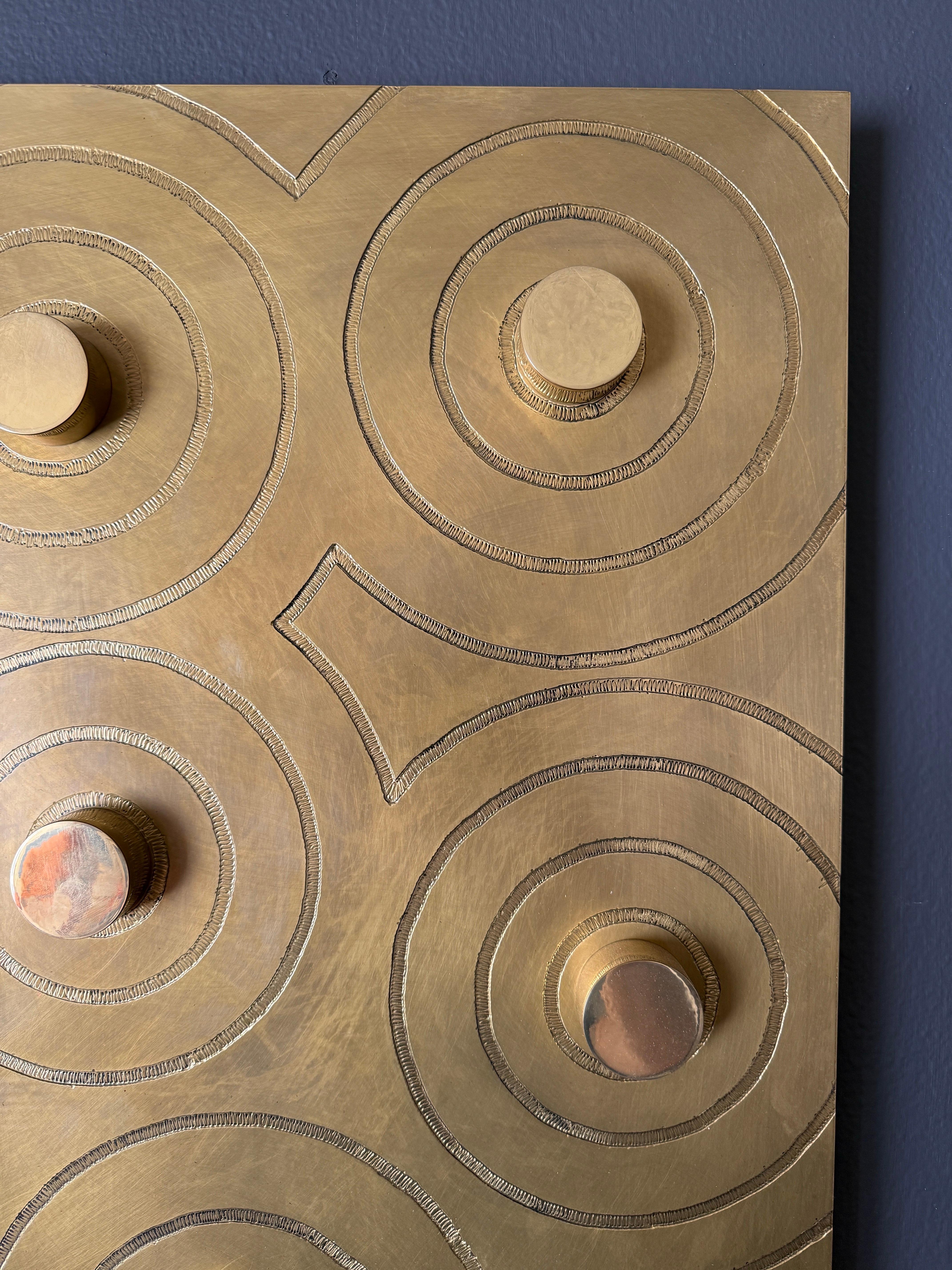 Brutalistische Wandskulptur aus Messing im Angebot 1