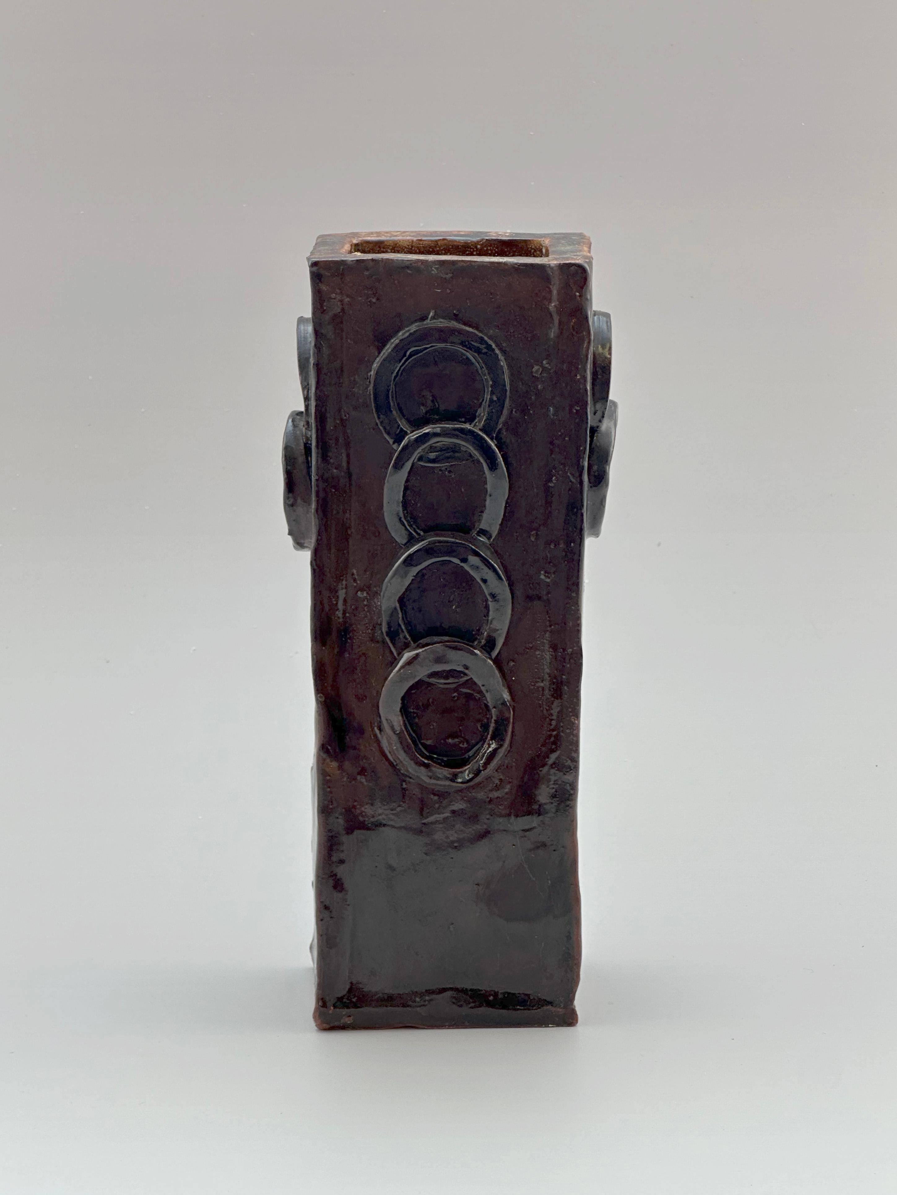 Brutalistische britische Studio Pottery Vase, Tenmoku-Glasur, ca. 1970er Jahre (Brutalismus) im Angebot