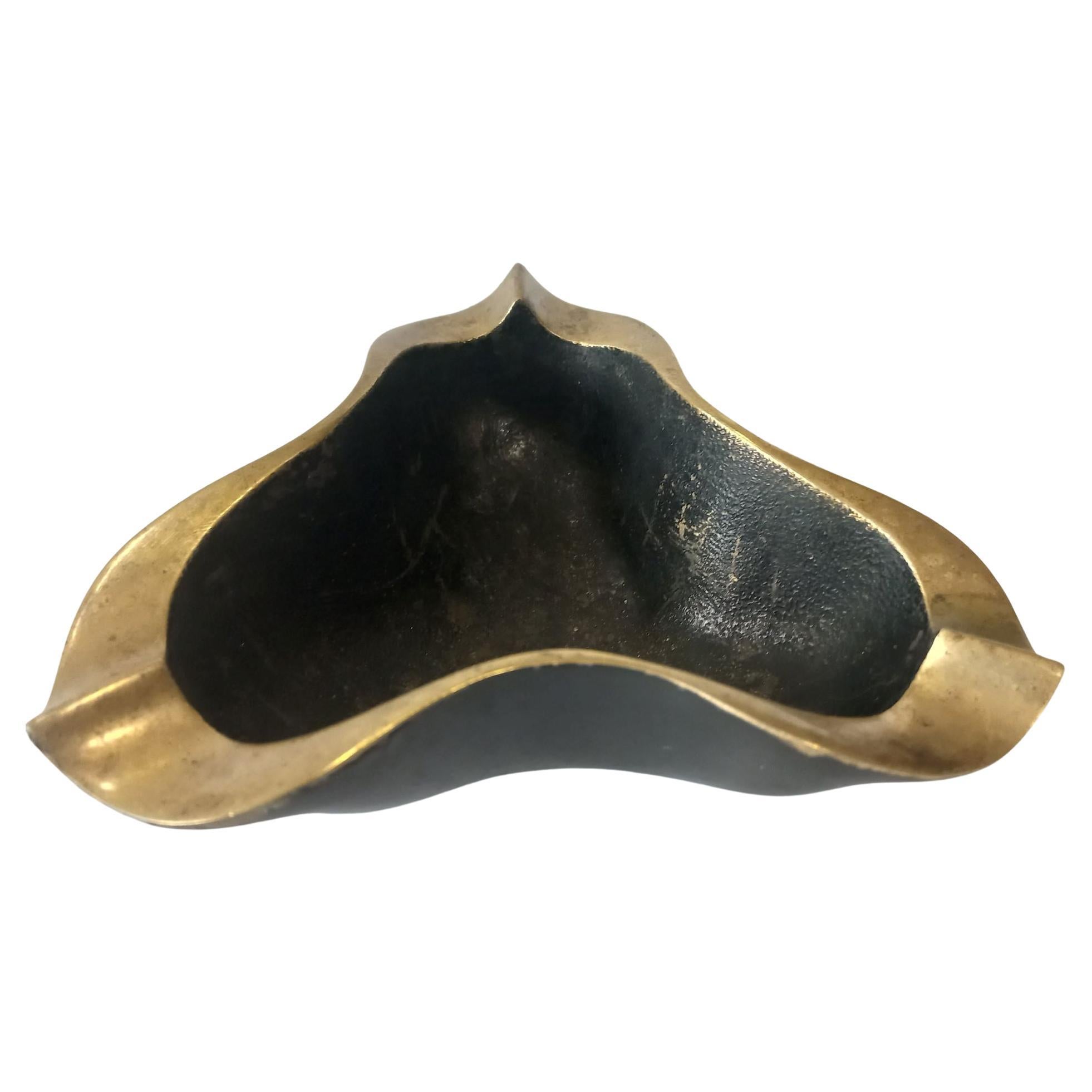 Midcentury Design Austrian bronze ashtray for cigars, black patinated