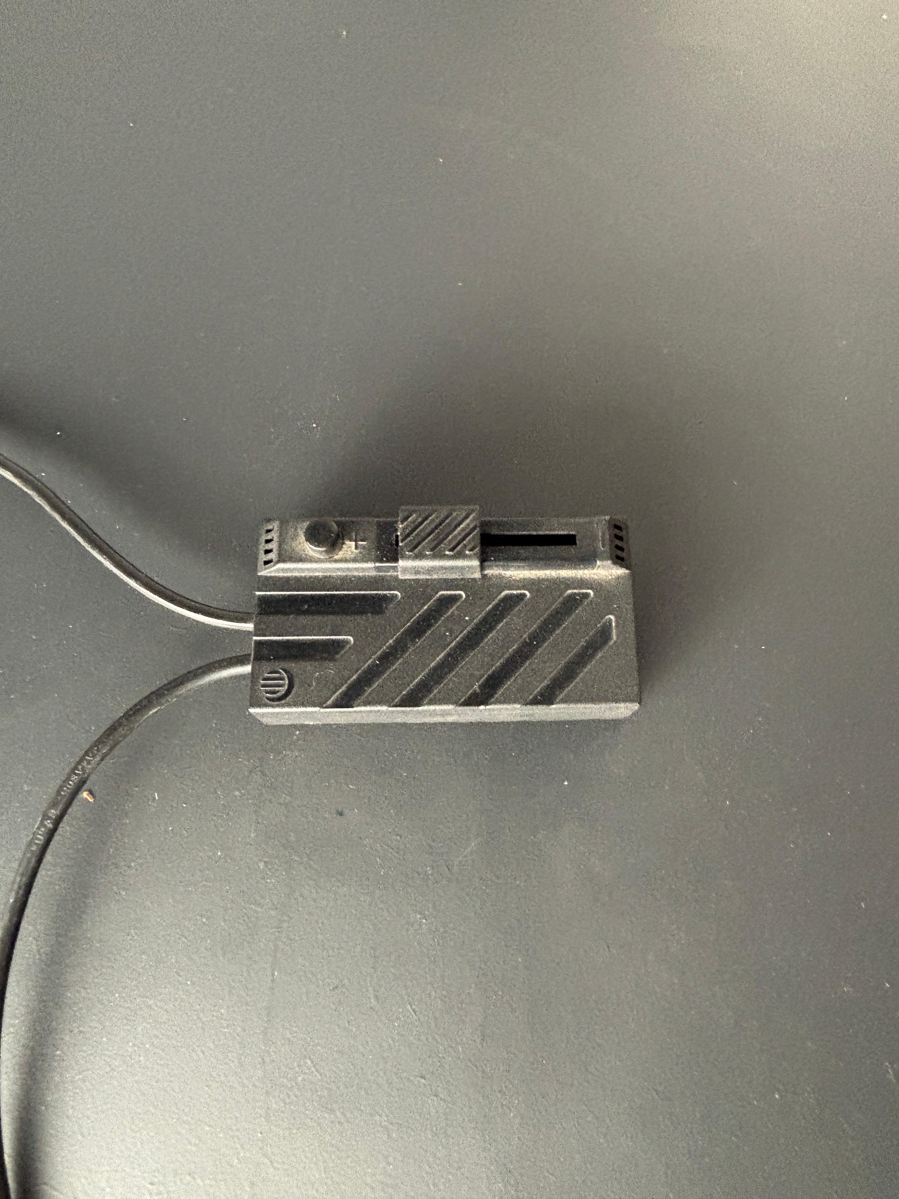 Brutalist bronze floor lamp, Dutch design 1990s by Jan des Bouvrie for Quasar For Sale 5