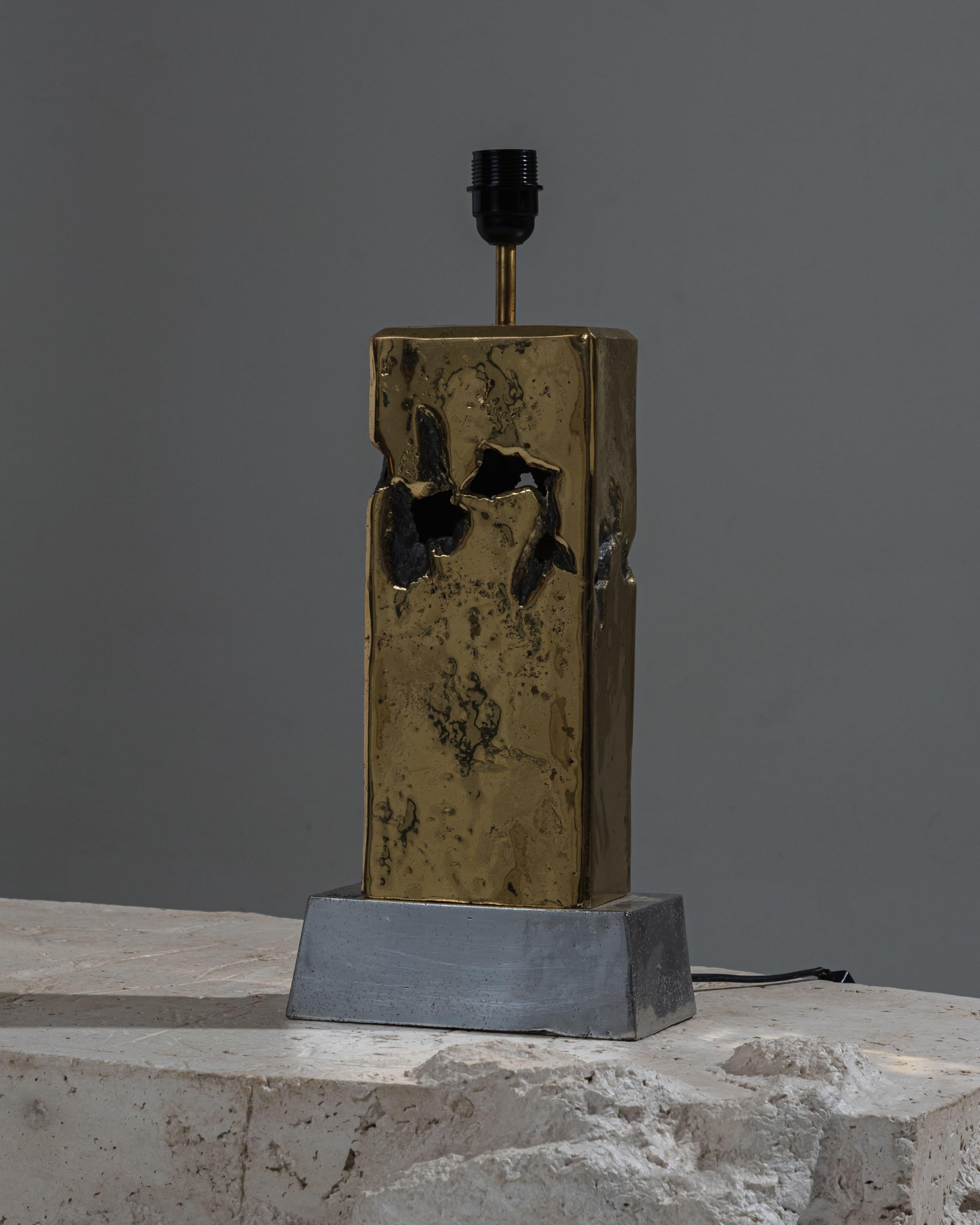Lámpara de bronce brutalista, David Marshall, década de 1980 finales del siglo XX en venta