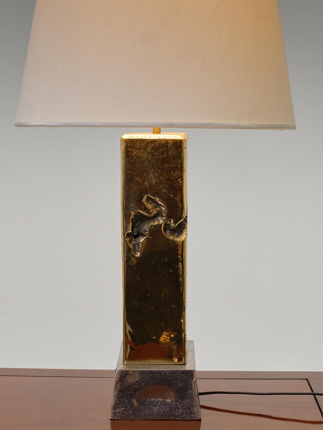 Lámpara de bronce brutalista, David Marshall, años 80 Aluminio en venta