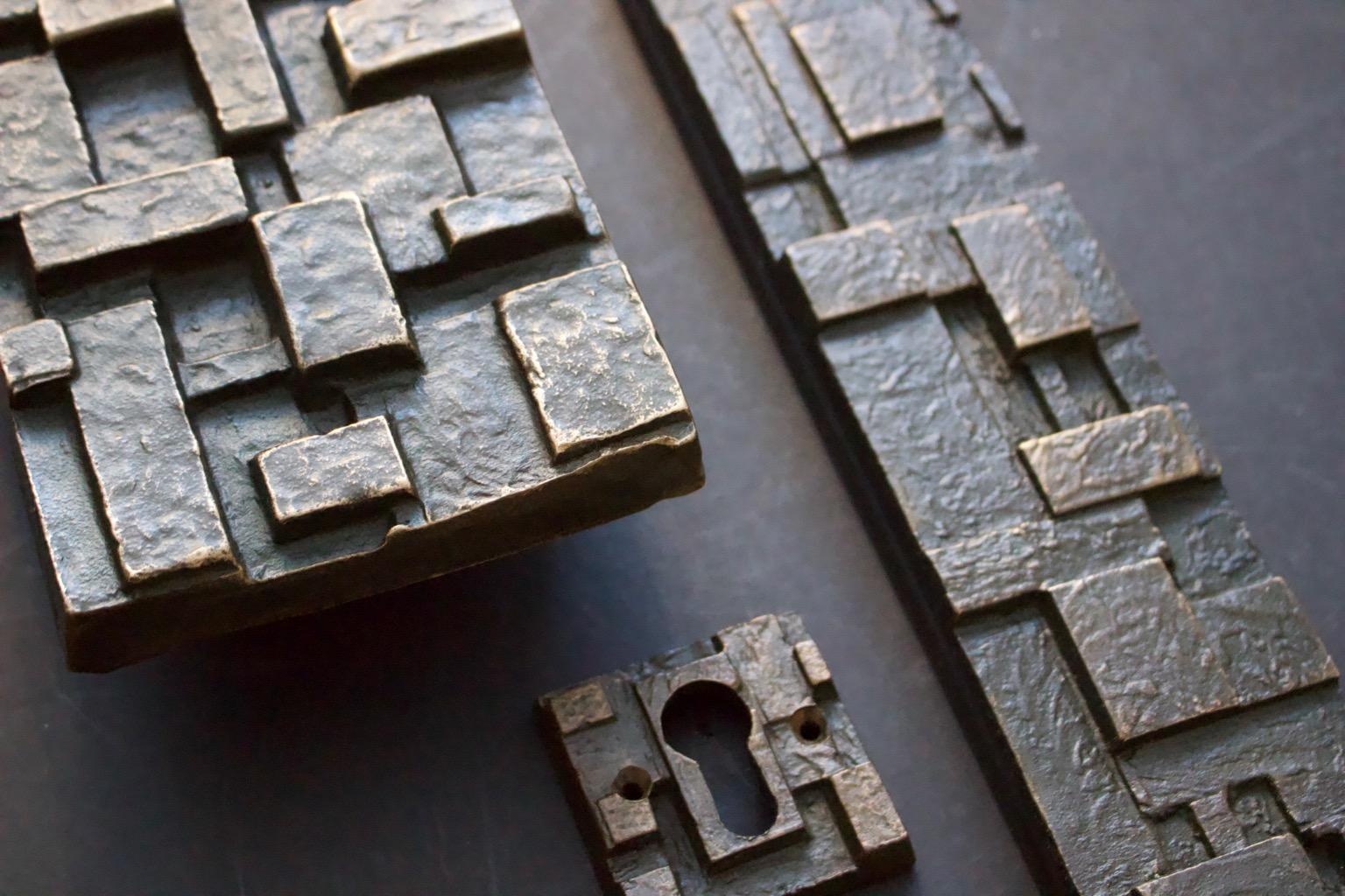 Brutalist Bronze Push or Pull Door Handle Set with Geometric Design 20th Century 2