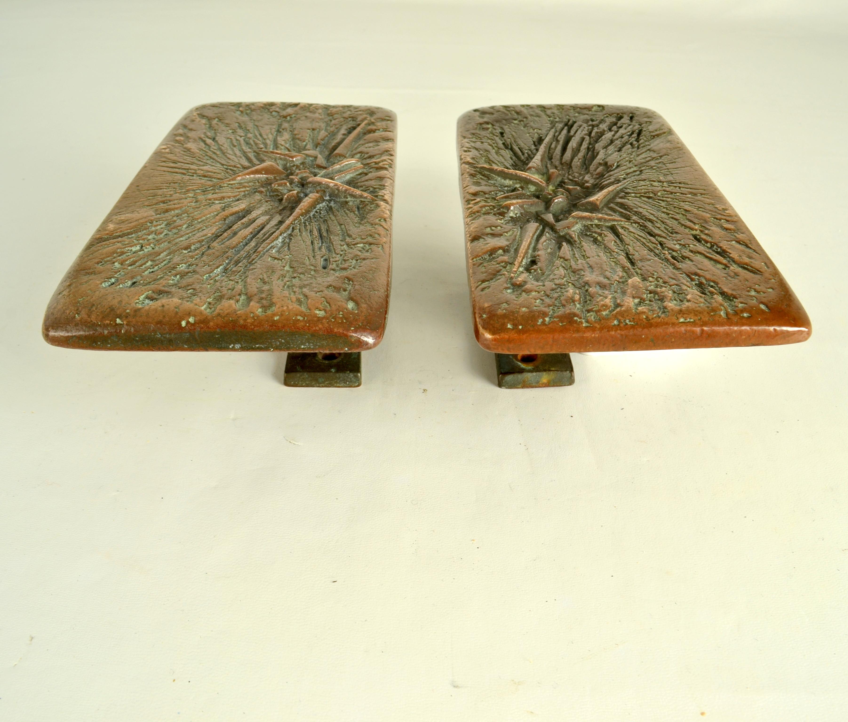 Brutalist Bronze Door Handles and Letterbox with Dynamic Relief For Sale 6
