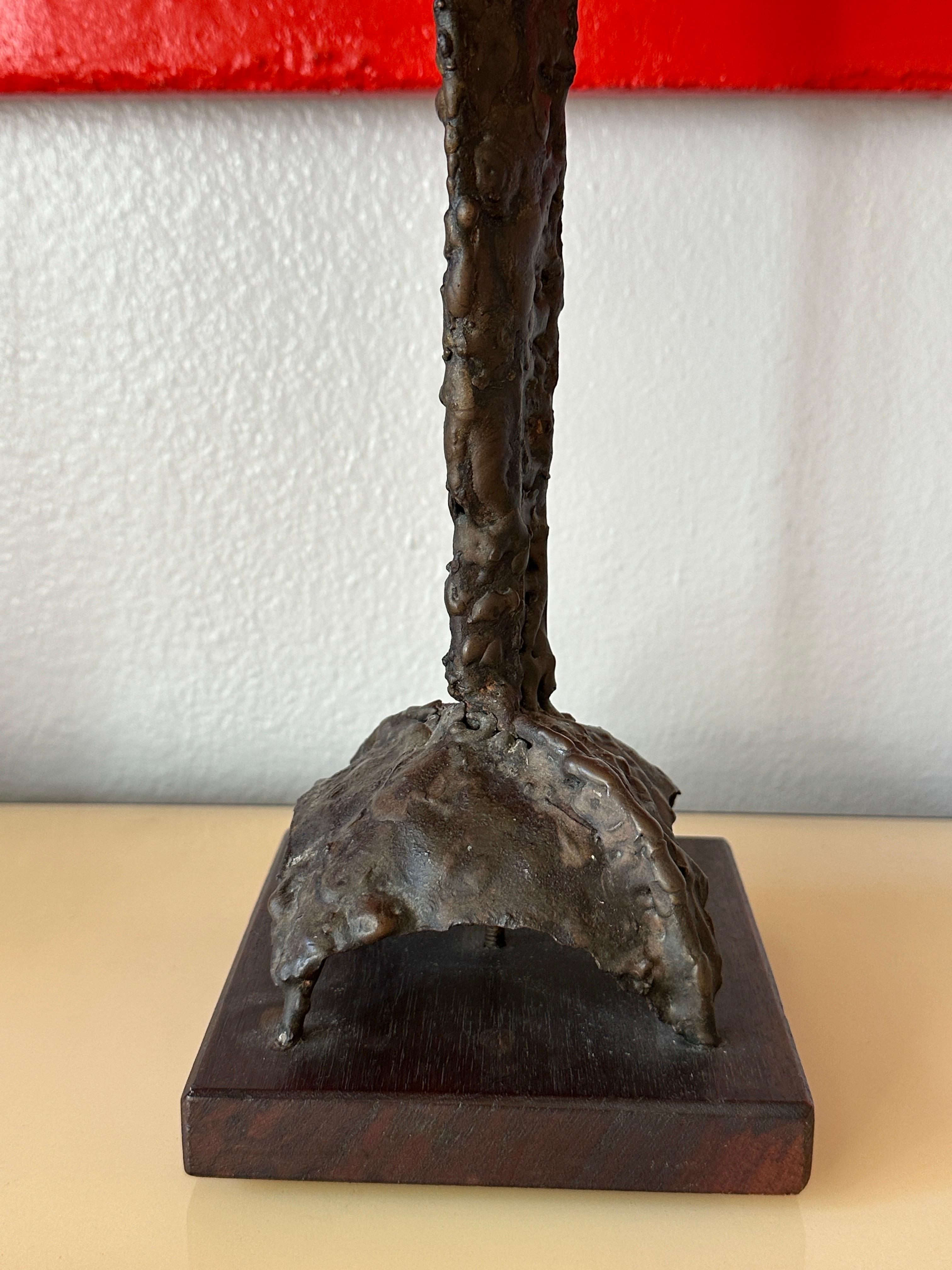 Saldato Scultura brutalista in bronzo di Ralph Tazian in vendita