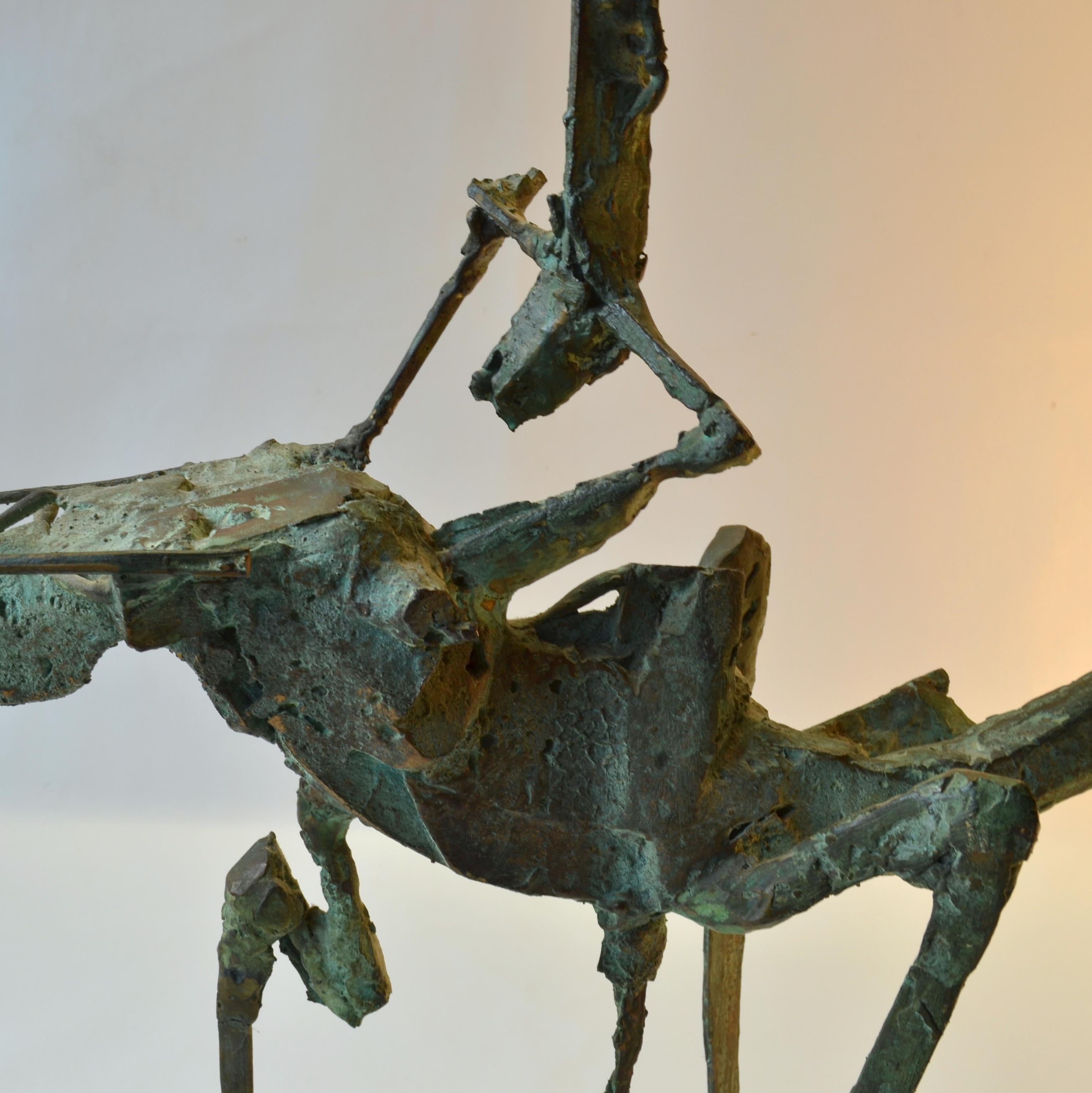 Brutalistische Bronzeskulptur eines Akrobaten auf einem Pferd des niederländischen Künstlers Jacobs (Europäisch) im Angebot