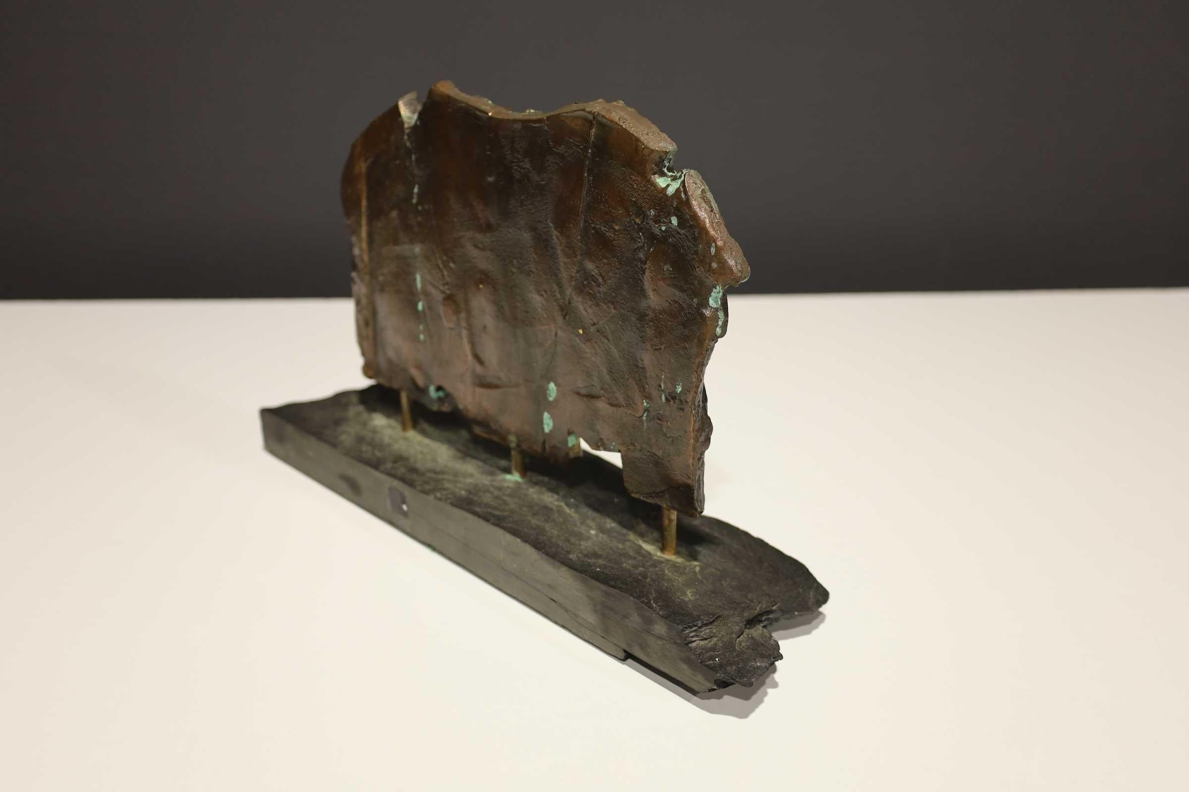 Brutalist Bronze Sculpture on Stand with Sedimentary Base For Sale 1