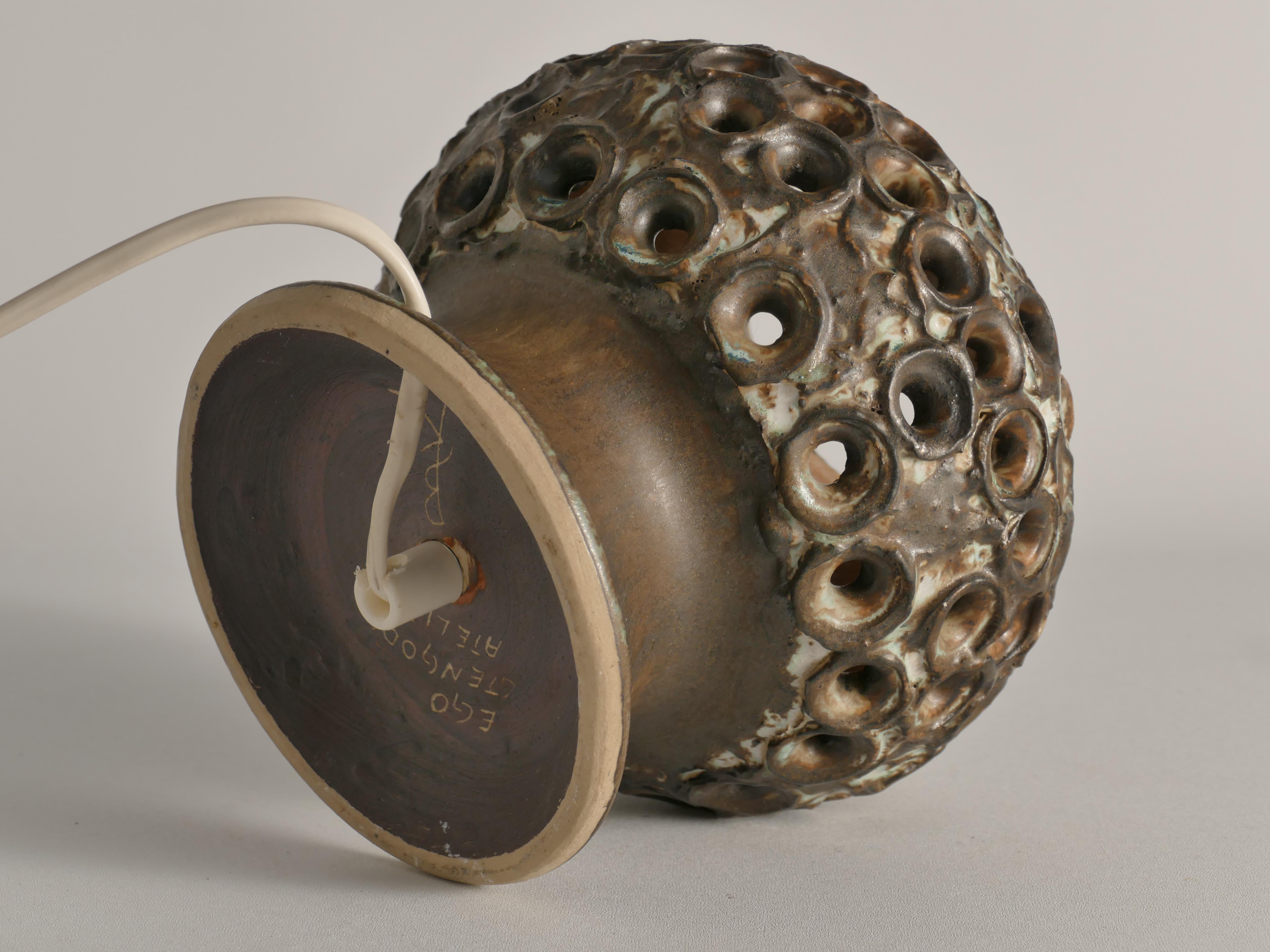 Milieu du XXe siècle Lampe de table brutaliste en grès Brown par EGO, Suède, années 1960 en vente