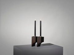 Portavelas Brutalista R:2 - Roble Marrón Oscuro Macizo - Mokko