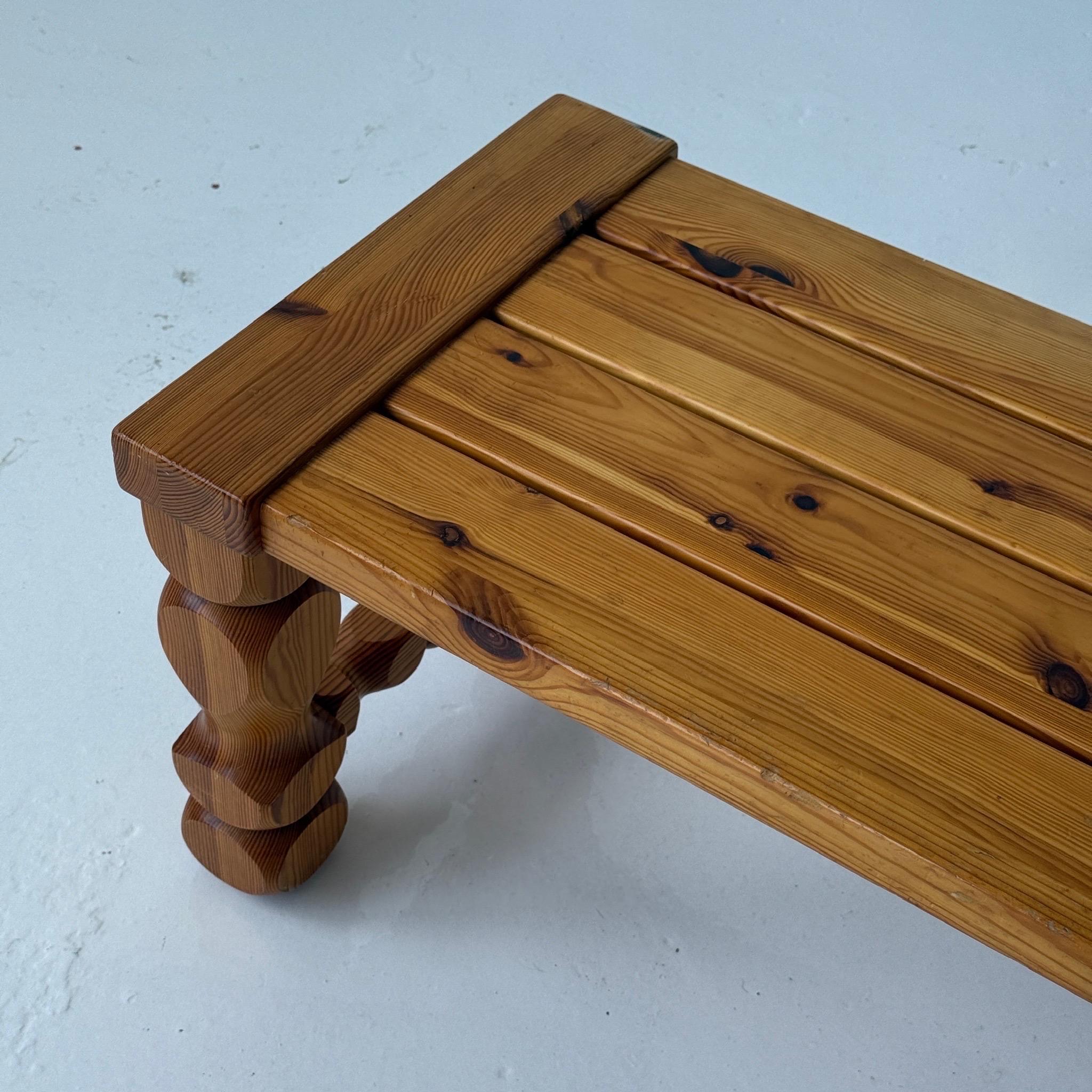 Brutalist Carved Pine Table/Bench by Glas Master Markaryd In Good Condition For Sale In Chicago, IL