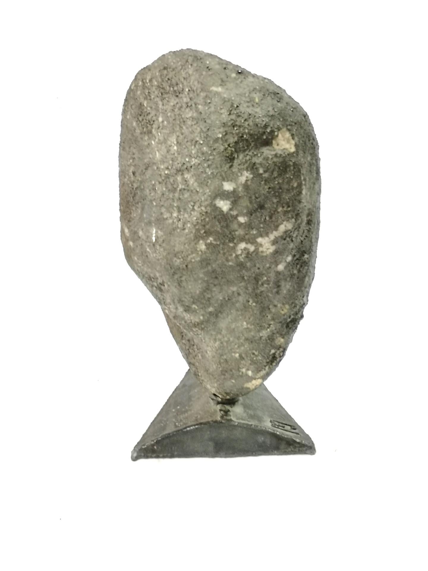 Brutalist Carved Stone Head by Jeno Murai, 1970's For Sale 1