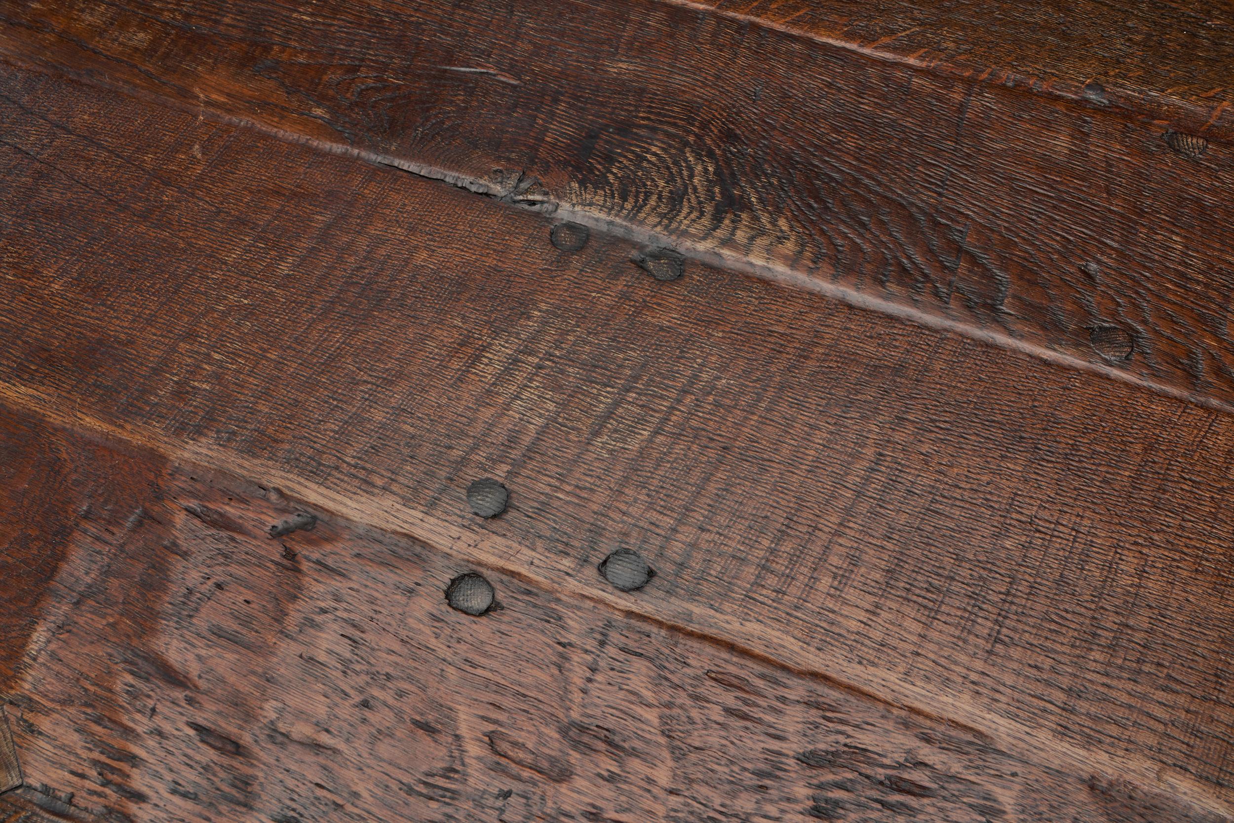 Brutalist Carved Wooden Coffee Table, Europe Mid-20th Century For Sale 7