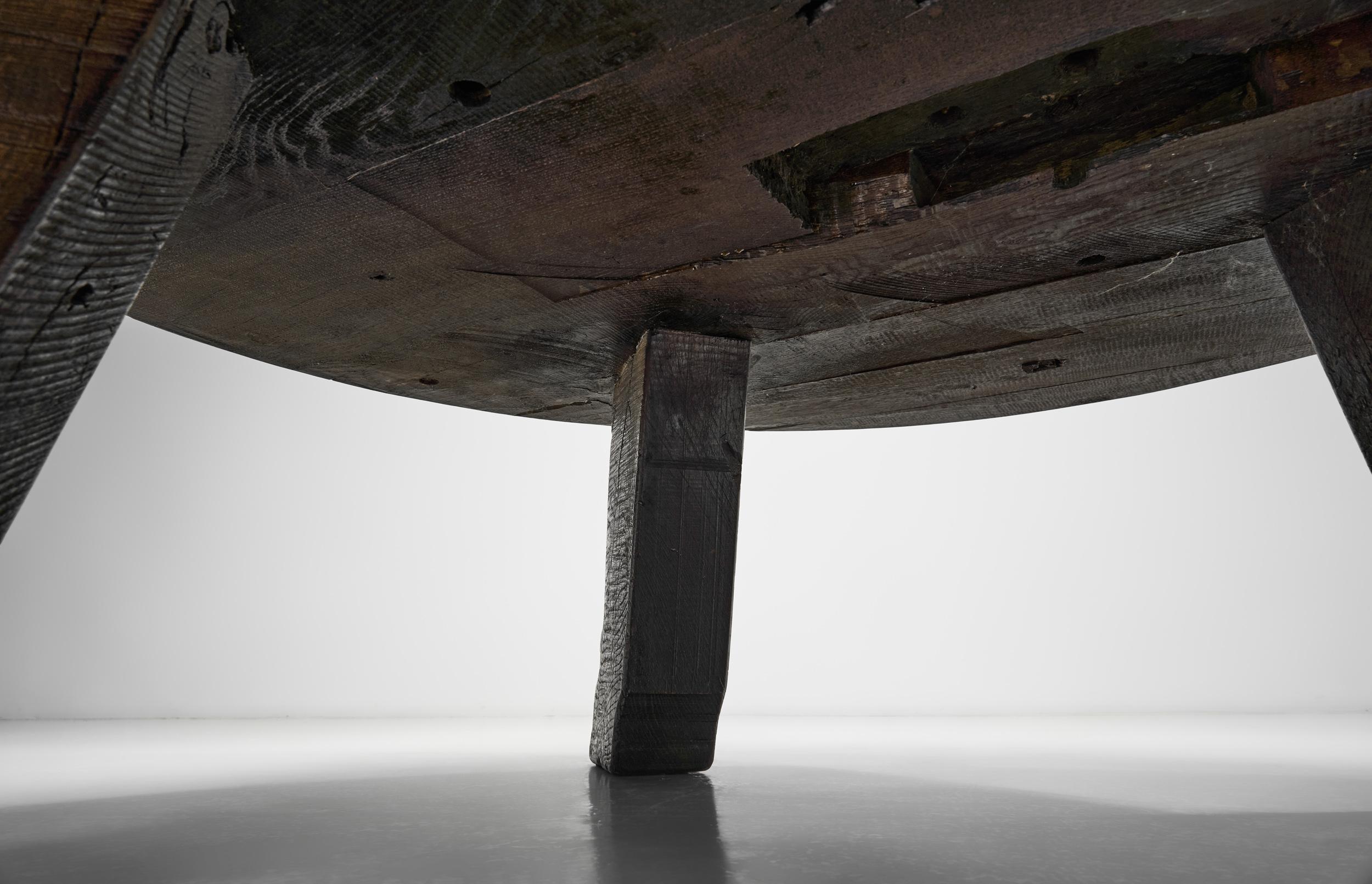 Brutalist Carved Wooden Coffee Table, Europe Mid-20th Century For Sale 11