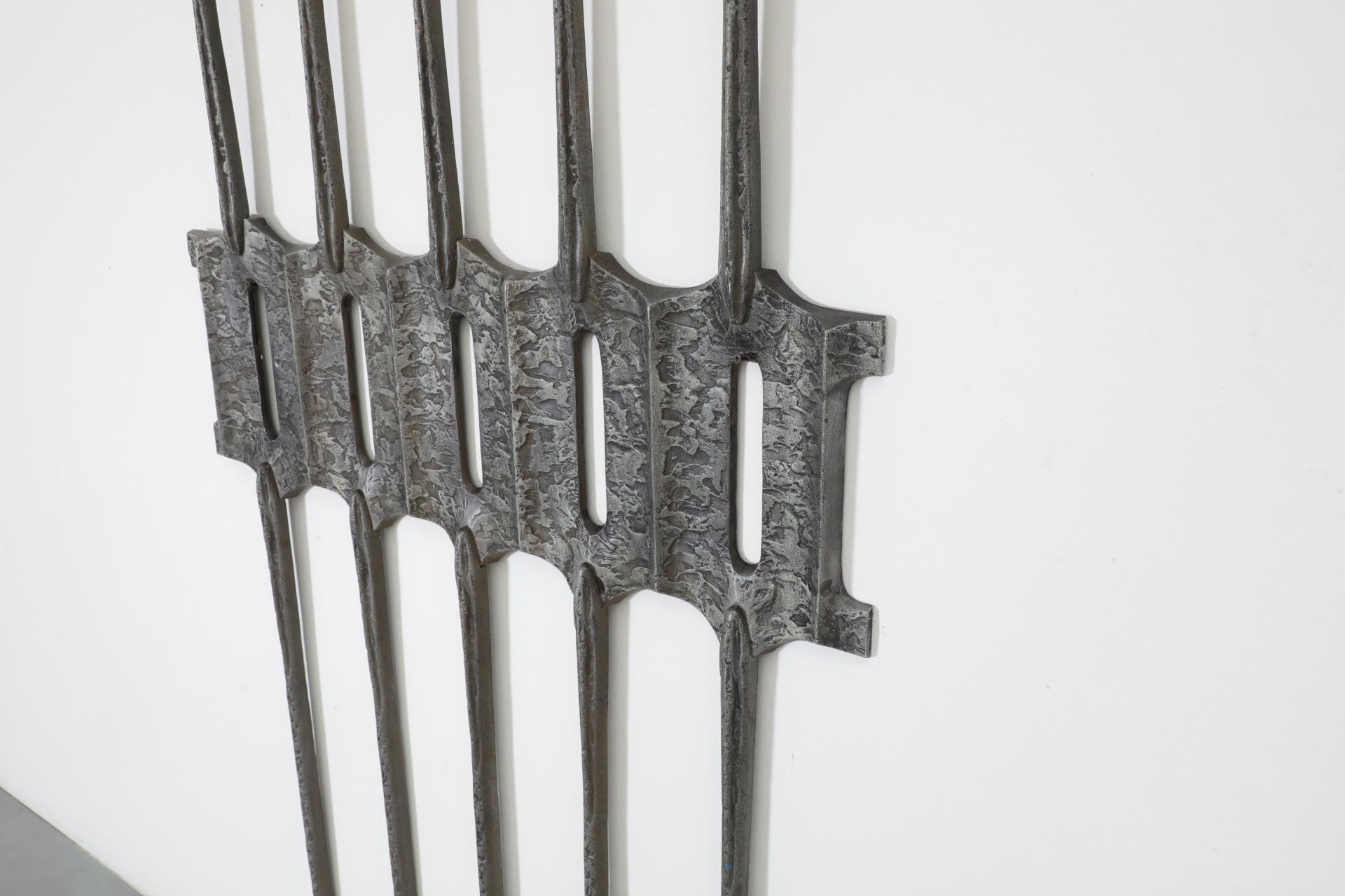 Aluminium Panneau de porte brutaliste en aluminium coulé, Allemagne, années 1970 en vente