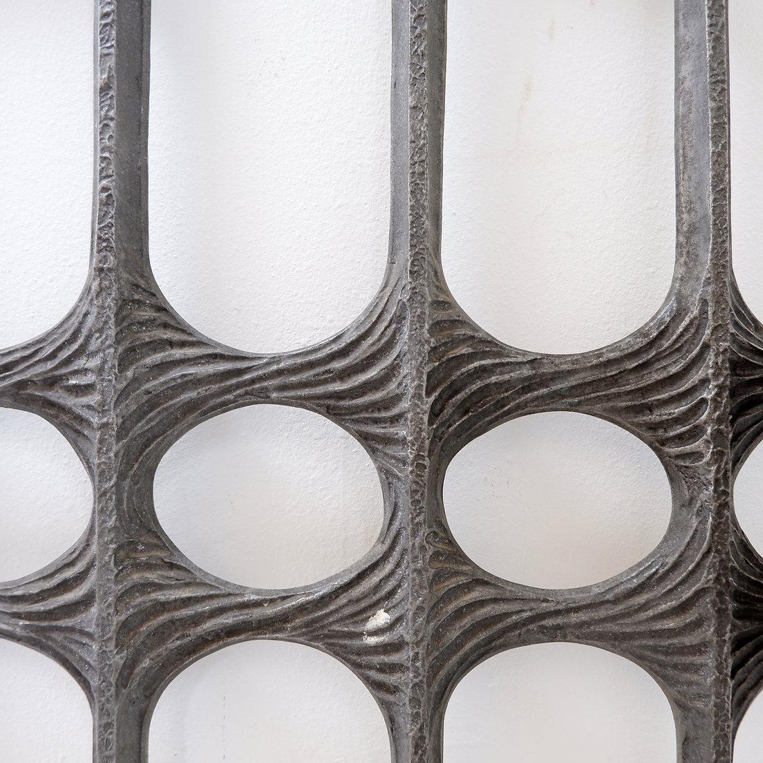 Brutalist Cast Aluminum Door Panel in the style of Paul Evans, 1960s For Sale 5