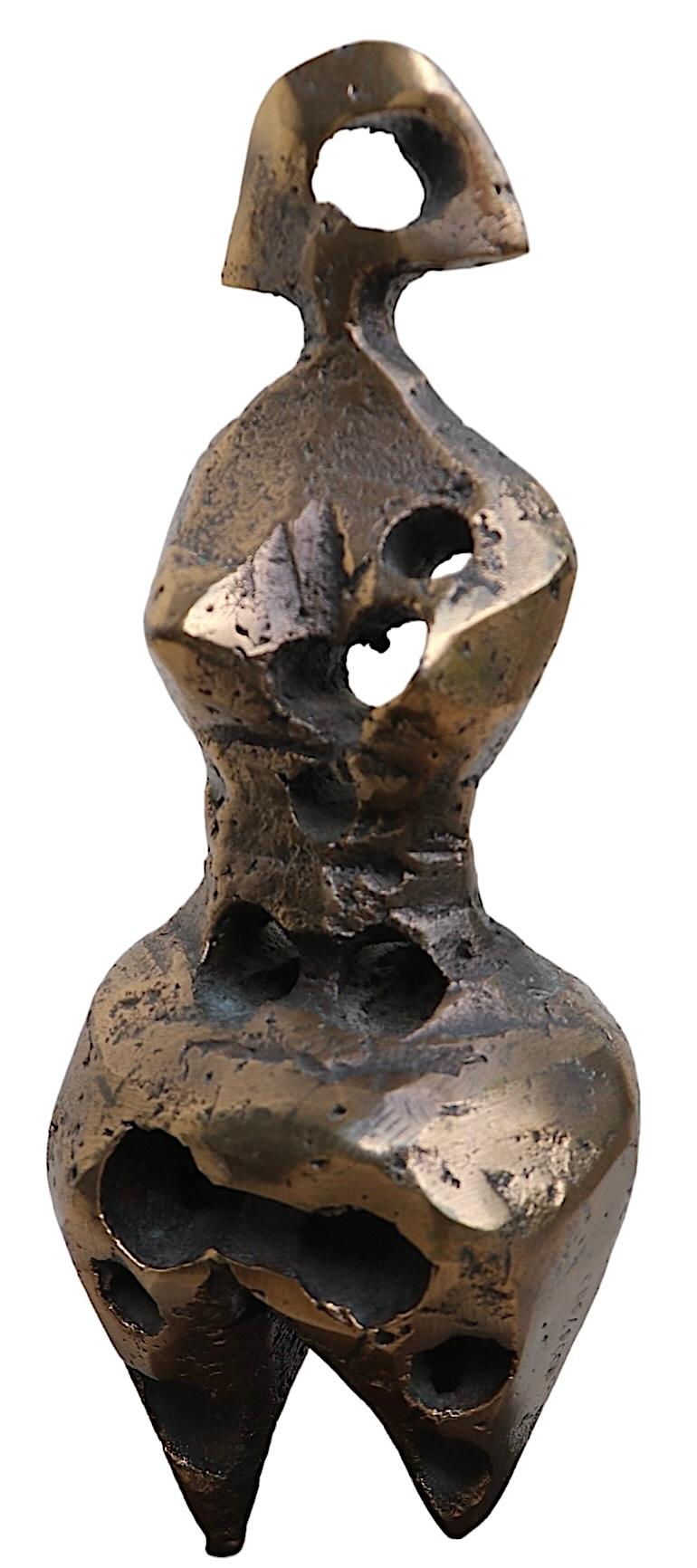 Brutalist Cast Bronze Sculpture of a Stylized Female Figure after Henry Moore For Sale 1