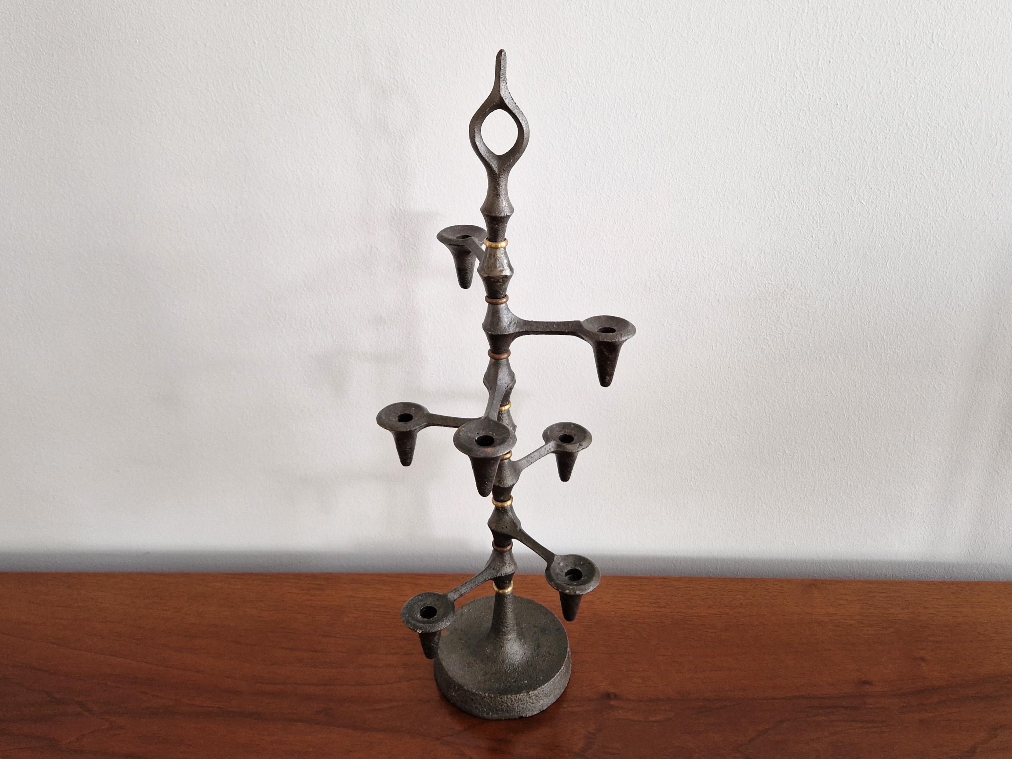 Brutalist cast iron and brass candelabra by J.H. Quistgaard, Denmark 1960's In Good Condition In Steenwijk, NL