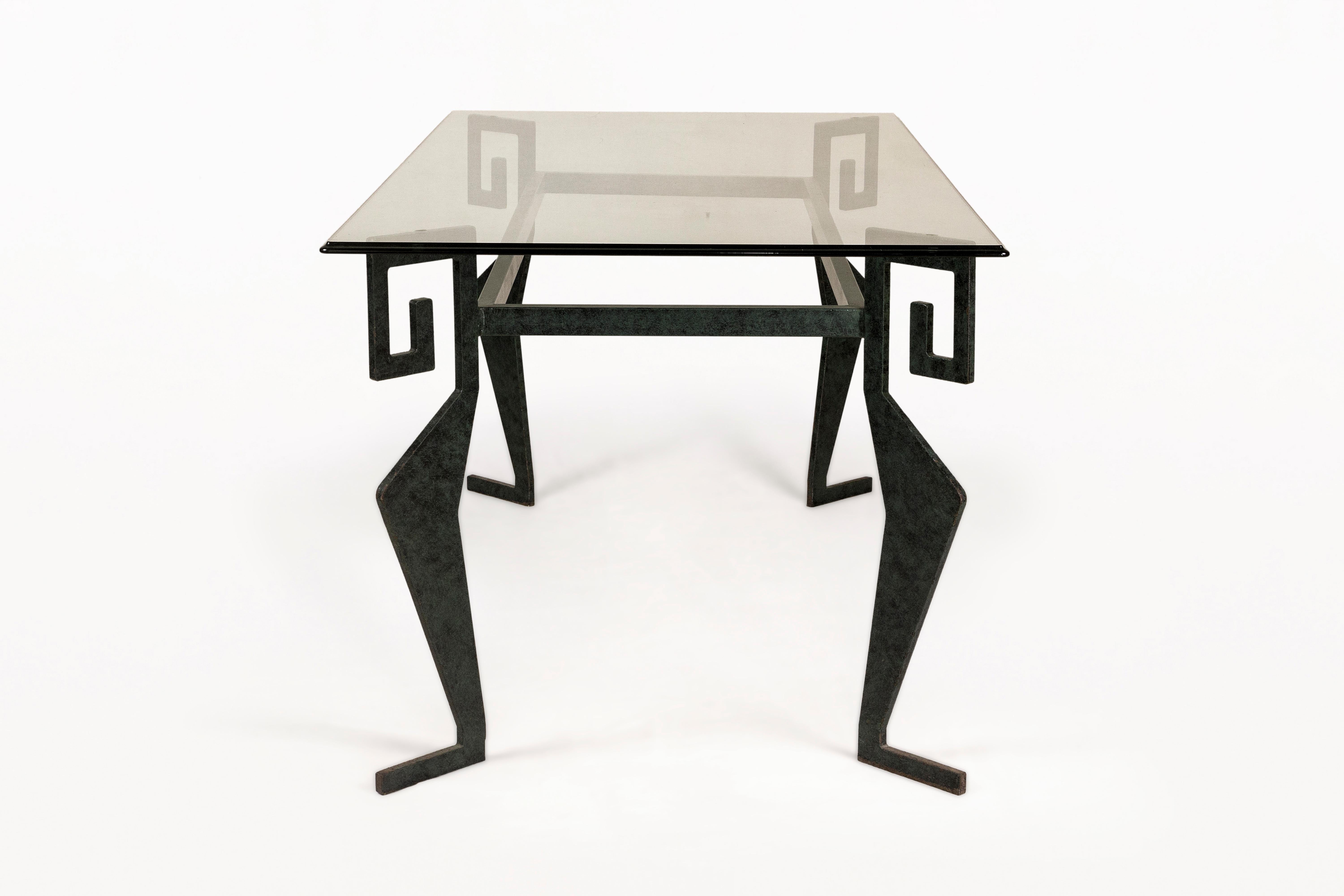 Neogreco Tavolo da centro brutalista in ghisa di Valenti, CIRCA 1970, Spagna in vendita
