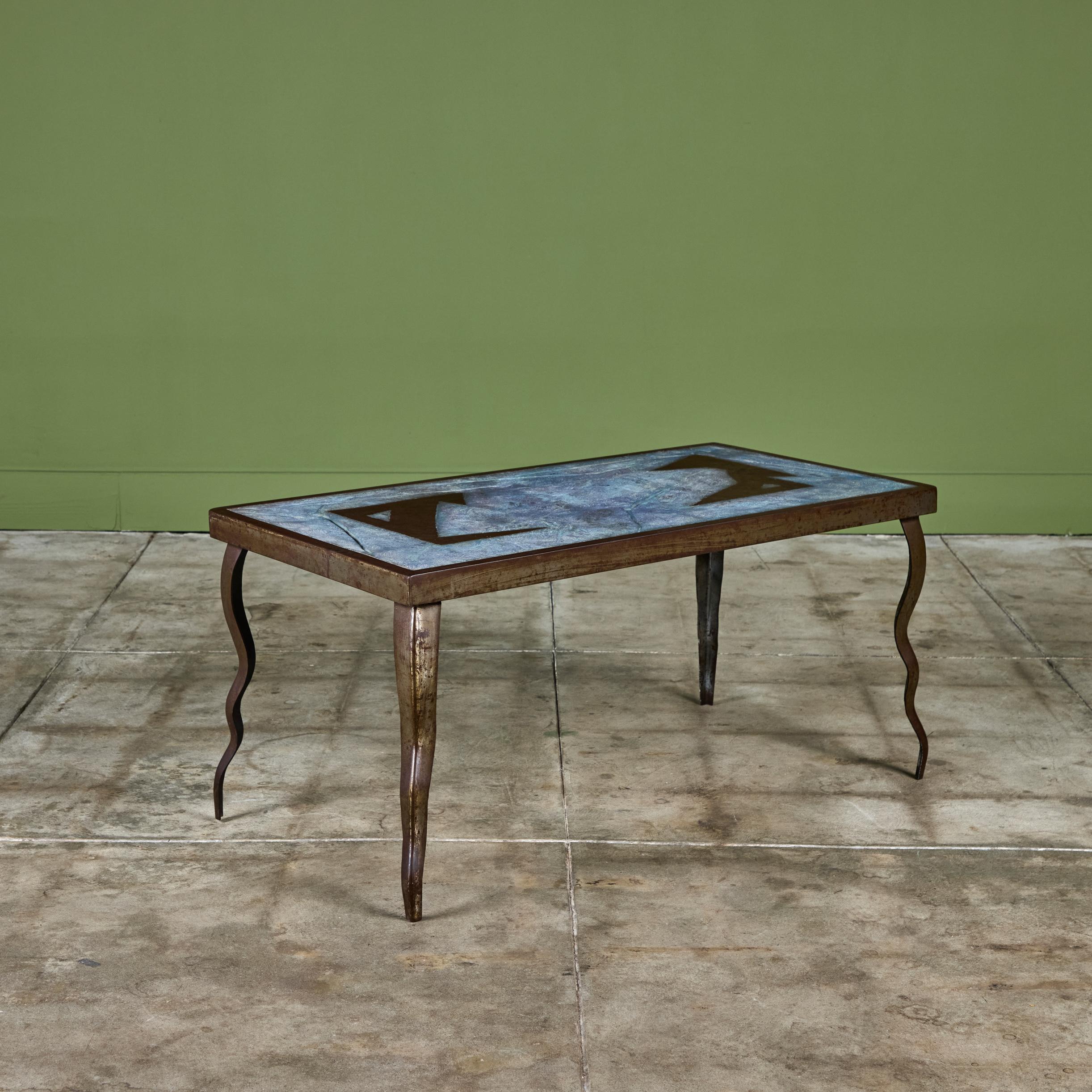 Table basse brutaliste en ciment et acier incrusté Bon état - En vente à Los Angeles, CA