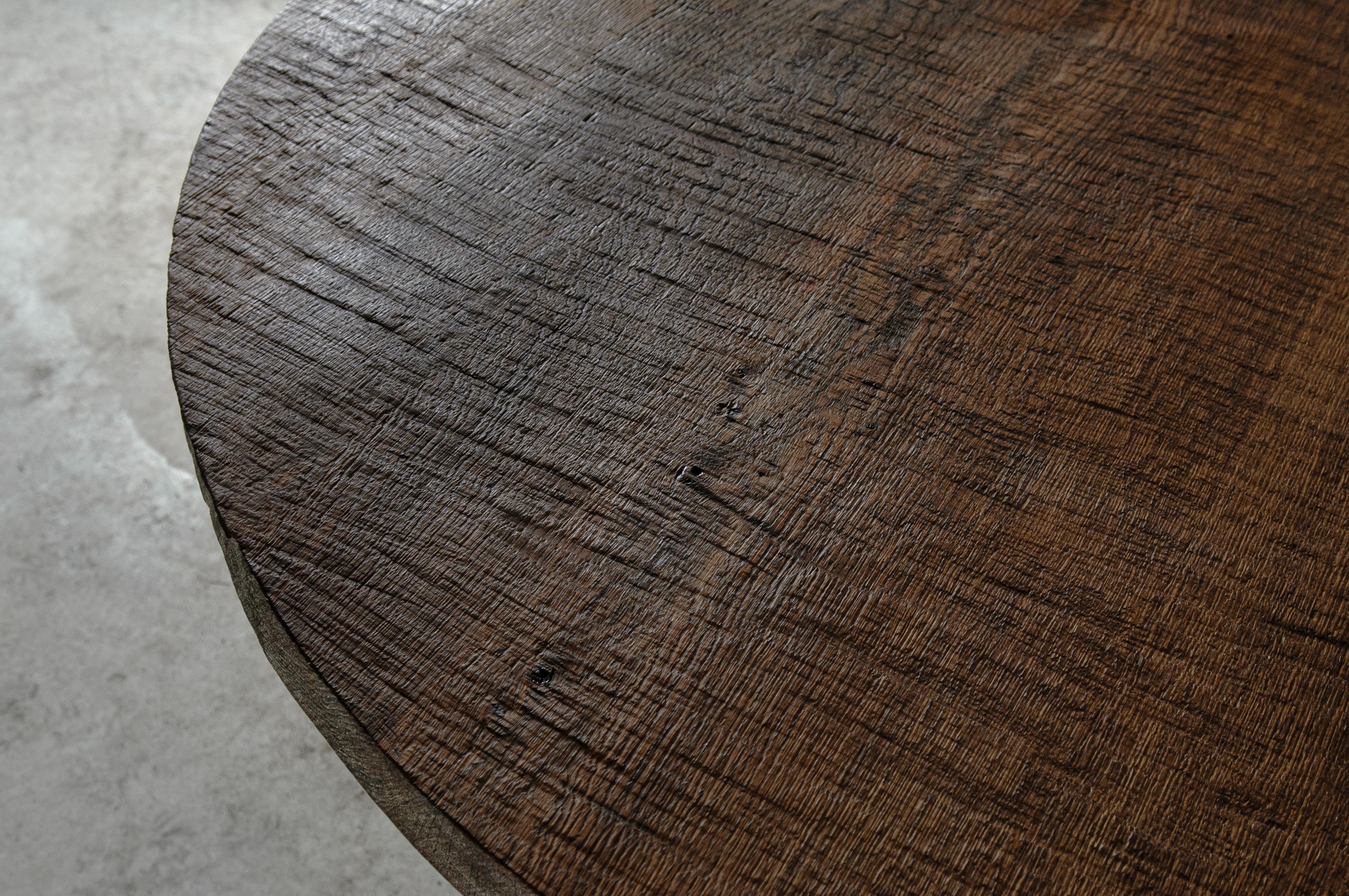 Brutalistischer Mitteltisch N2 aus massivem Eichenholz, 'Custom Size' im Angebot 2