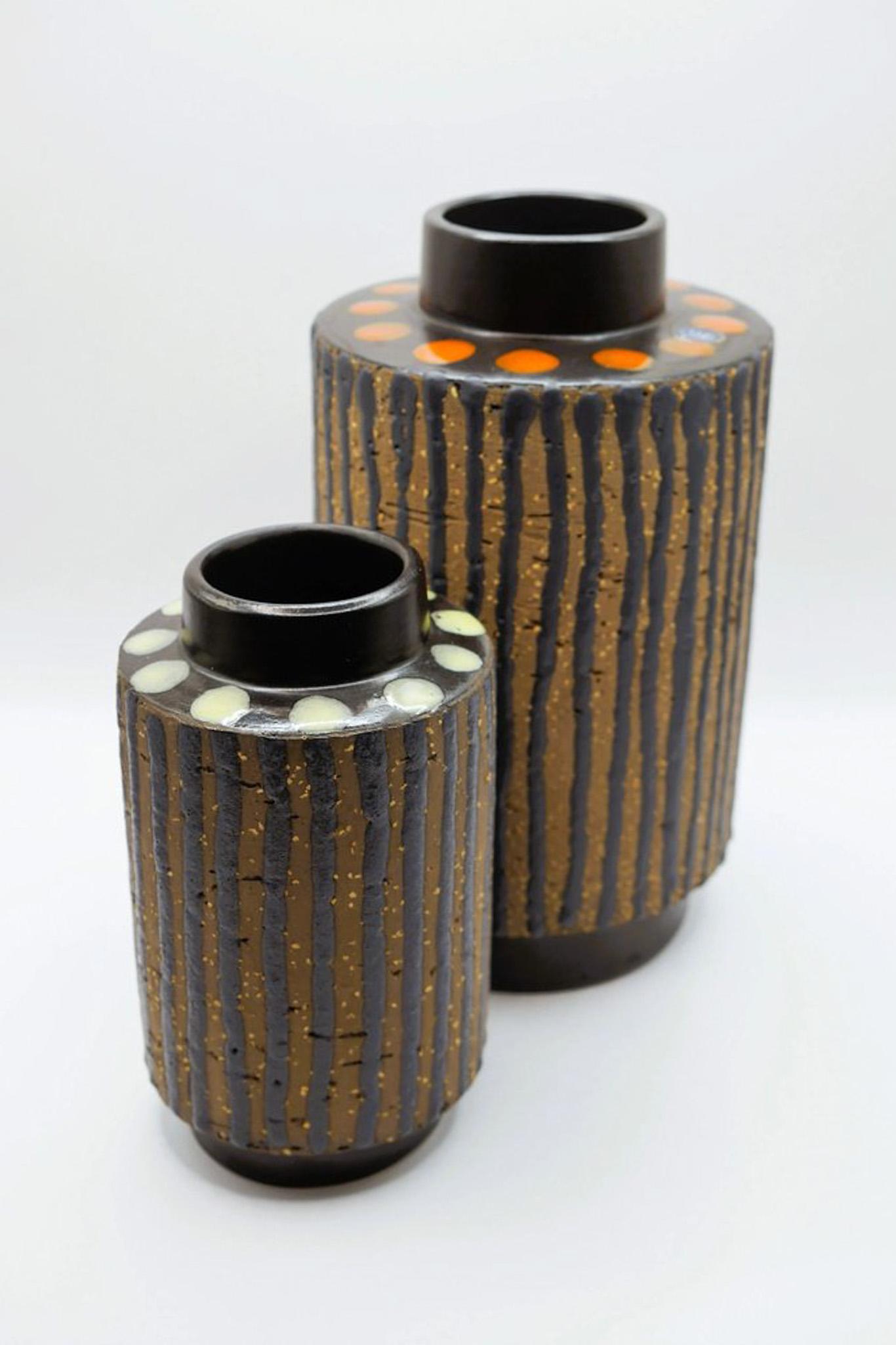 Brutalist ceramic art vase 'Ringo'  by Mari Simmulson for Upsala Ekeby, Sweden For Sale 2
