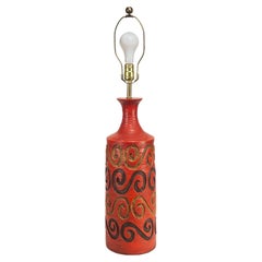 Lampe de table en céramique de style brutaliste en forme de balustre, rouge et noire, années 1940-1950