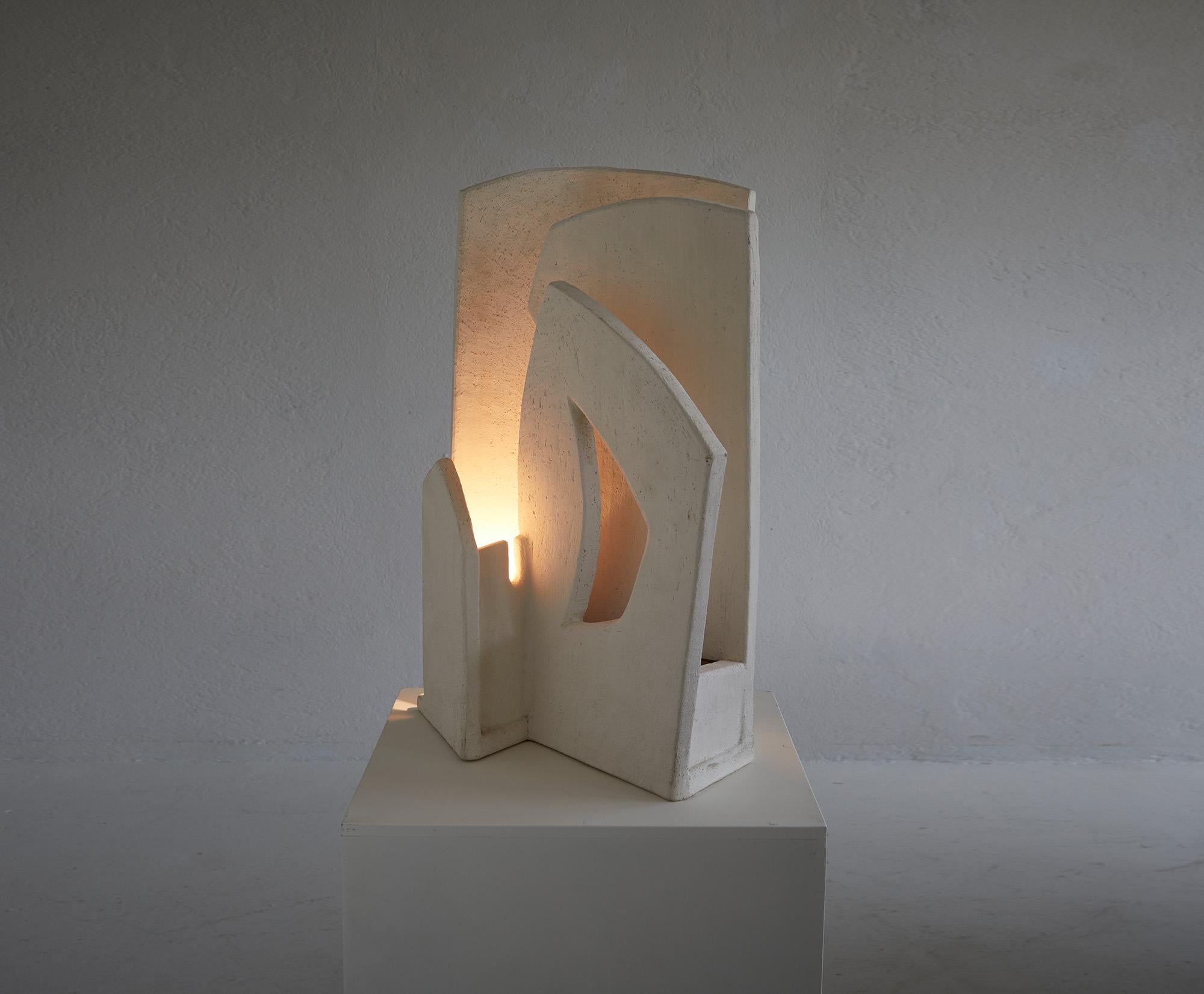 Mid-Century Modern Brutalist ceramic lighting sculpture, France 1970-1980 For Sale