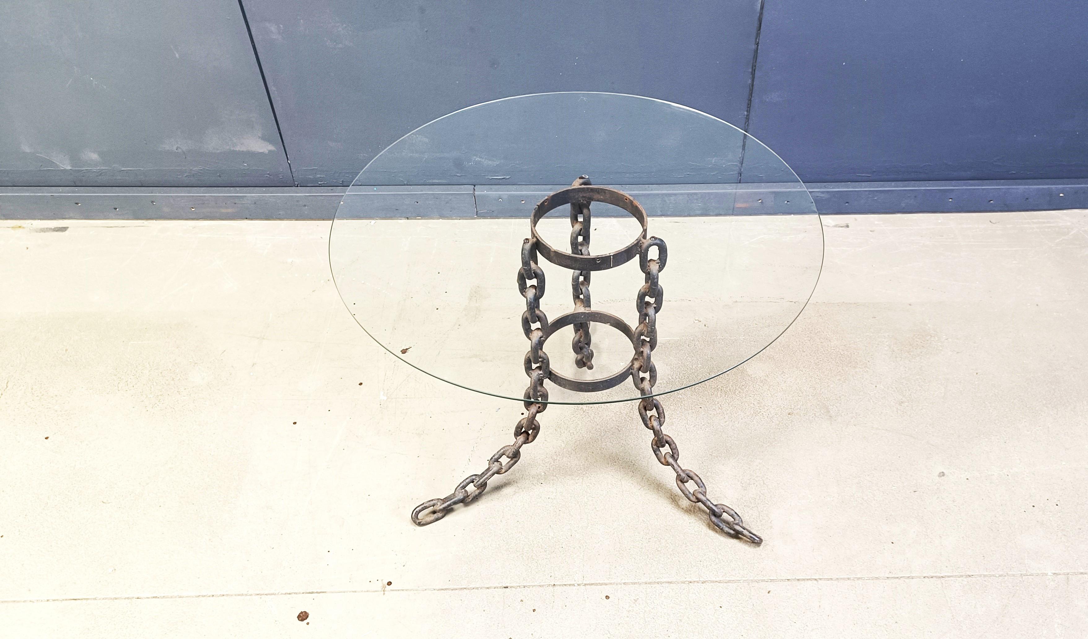 Belgian Brutalist chain link coffee table or side table, 1970s For Sale