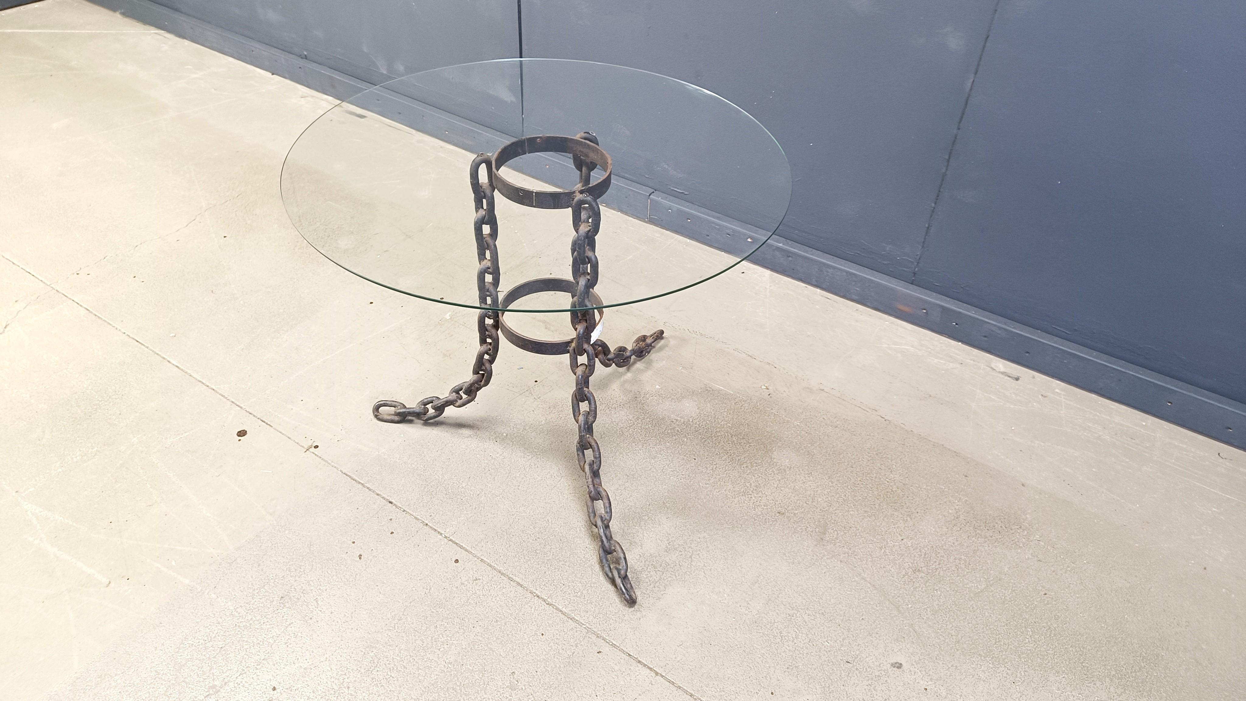 Steel Brutalist chain link coffee table or side table, 1970s For Sale