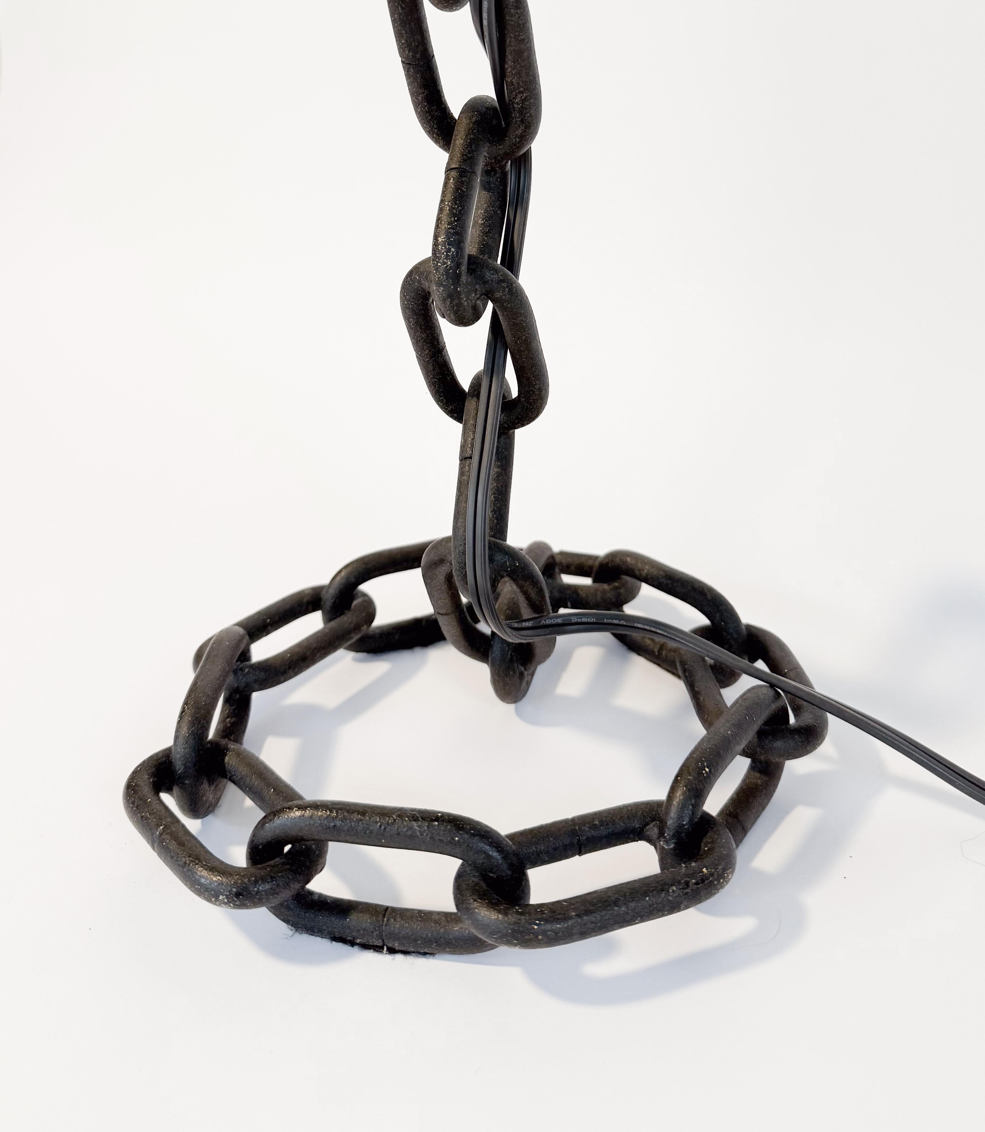 Fer Brutalist Chain Link Lamp in the Style of Franz West en vente