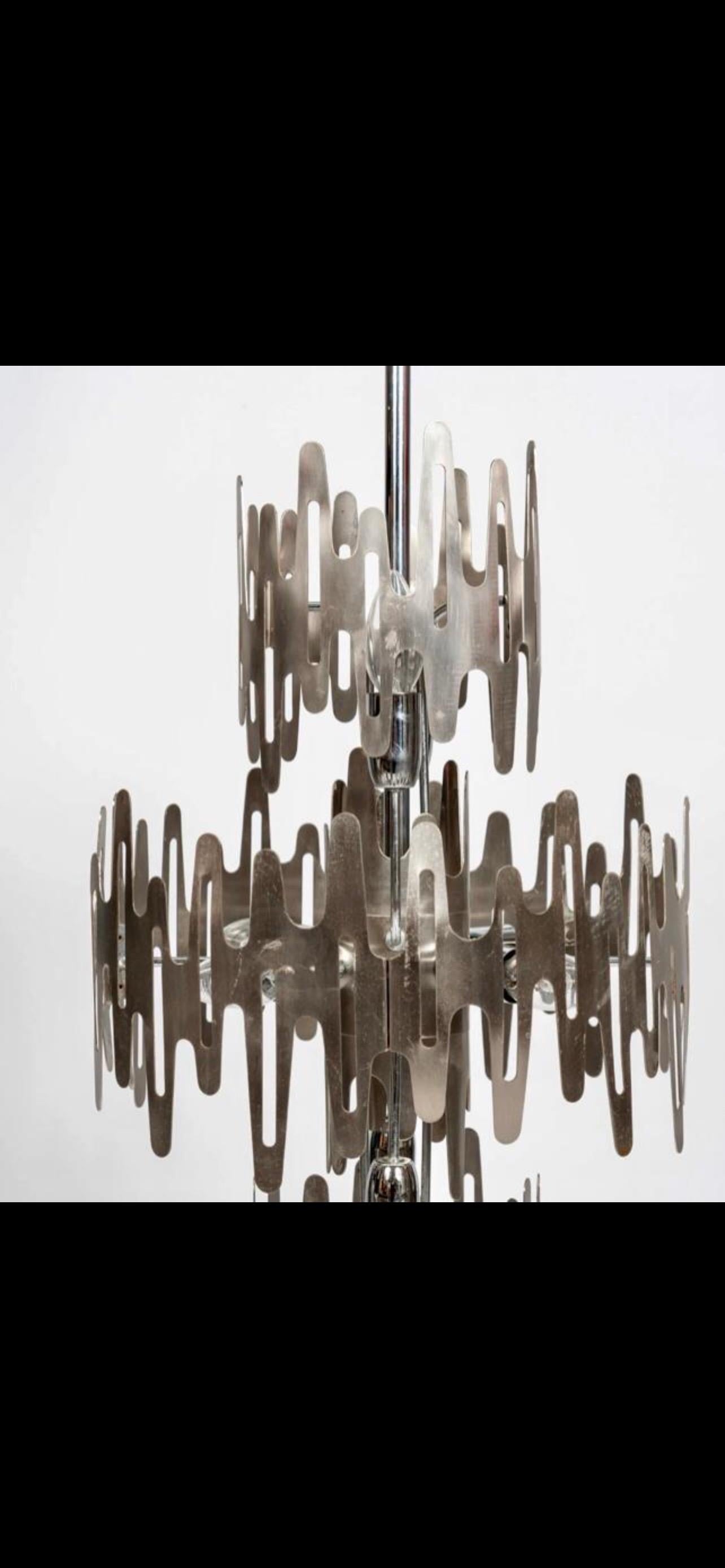 Brutalist chandelier stainless steel original, france 1970s In Good Condition For Sale In DÉNIA, ES