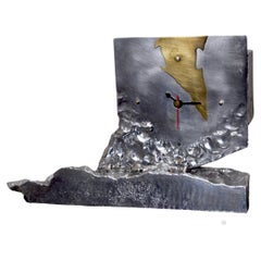 Reloj brutalista de David Marshall, década de 1970