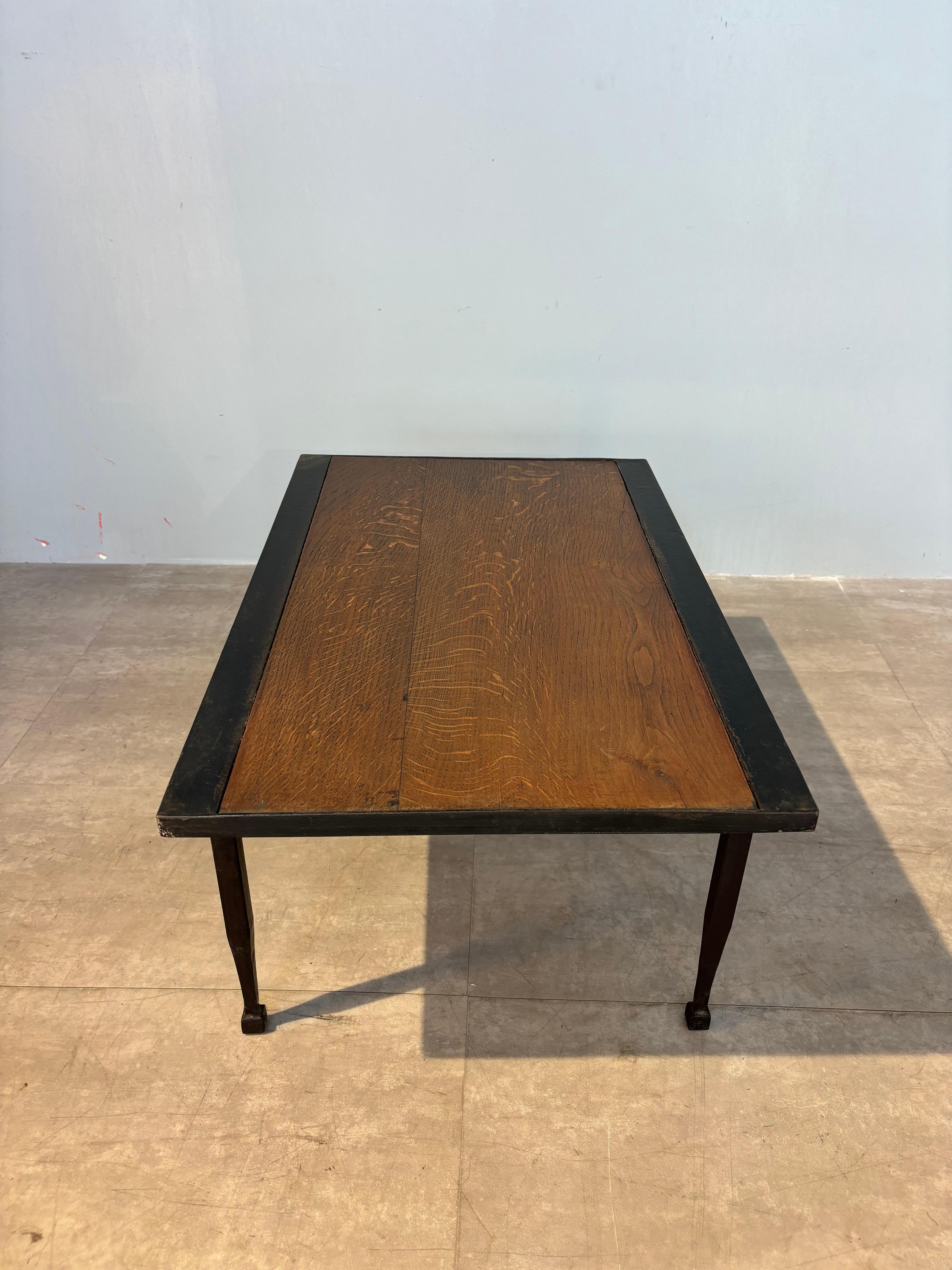 Brutalist coffee table circa 1960 For Sale 3