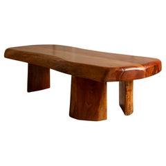 Table basse brutaliste