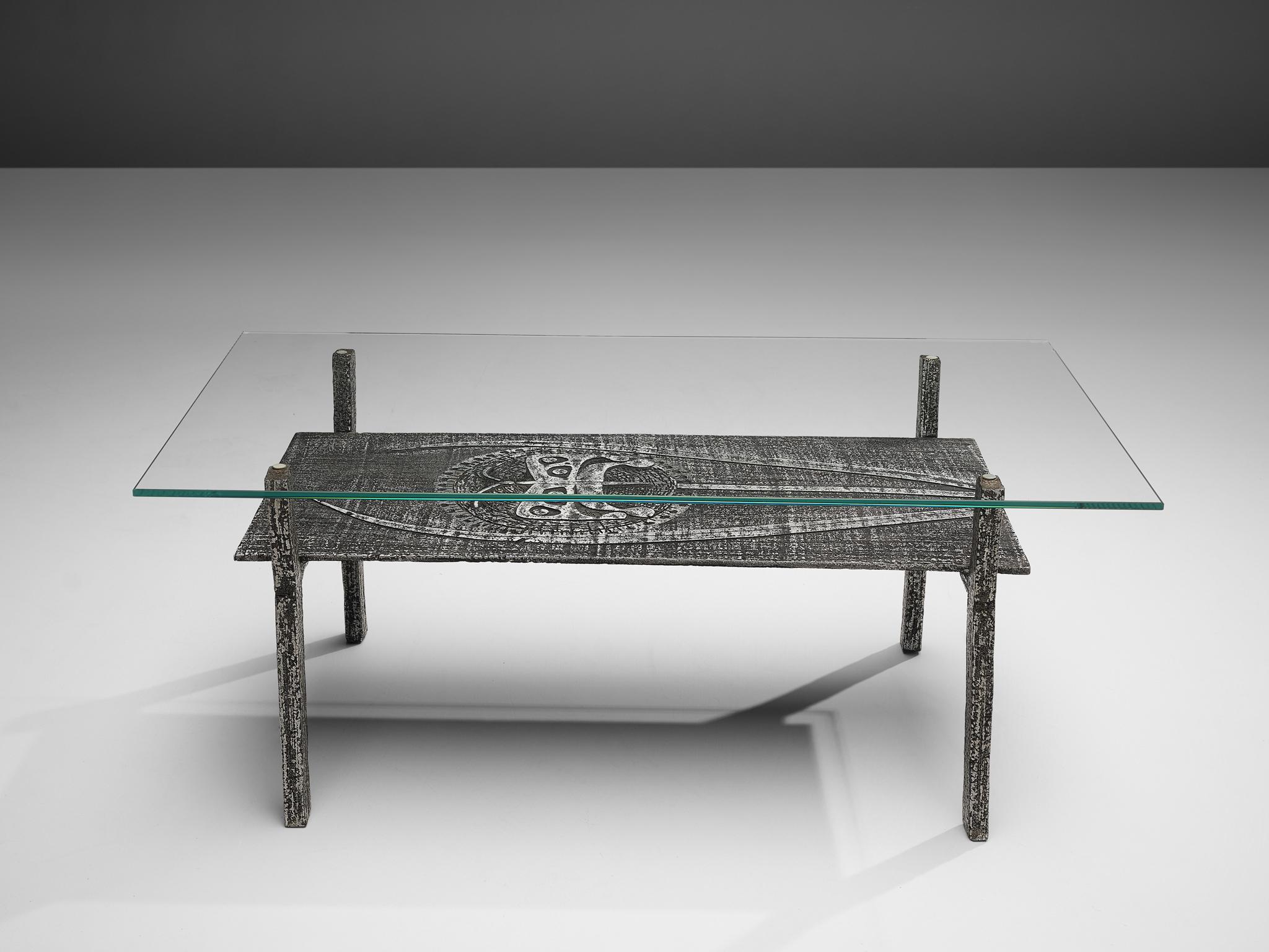 Late 20th Century Brutalist Coffee Table in Aluminum and Glass  For Sale