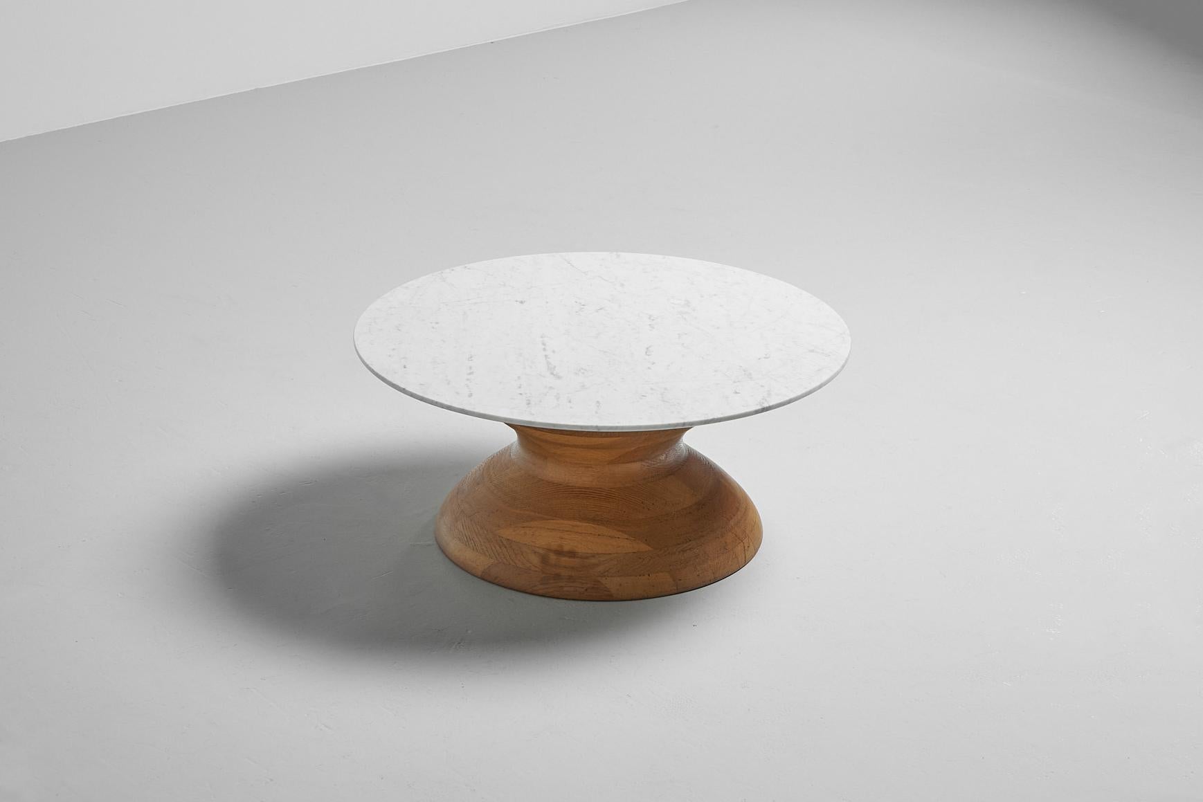 Brutalist coffee table in oak and marble France 1960 For Sale 3