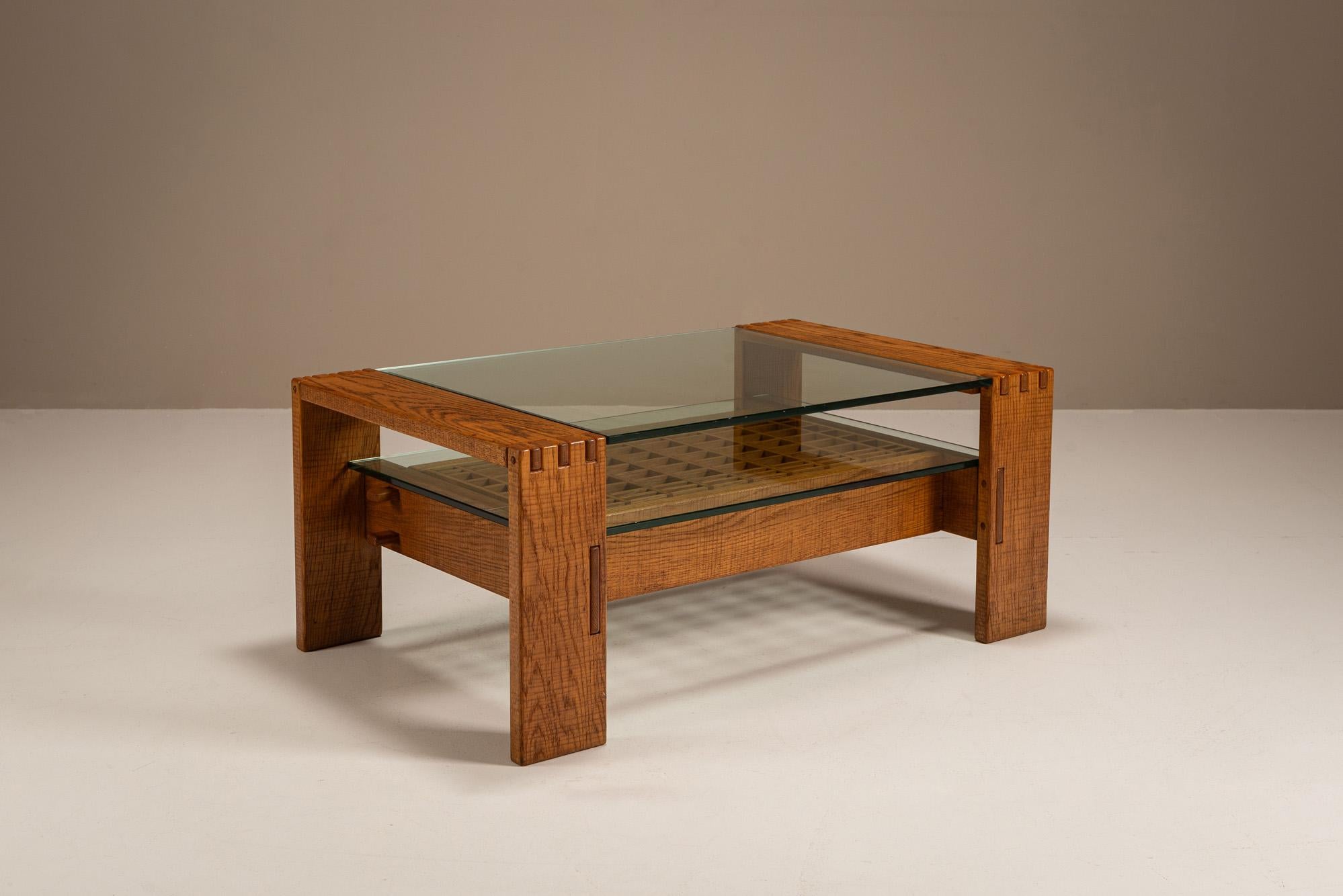 Giuseppe Rivadossi’s furniture carries the unmistakable clarity of handwork, structure, and thought. This 1970s coffee table, produced by Officina Rivadossi, reflects his philosophy of design as a physical dialogue between maker and