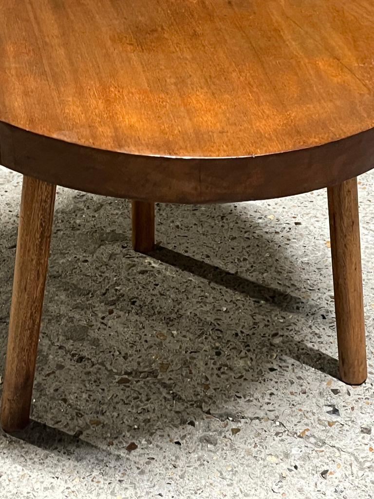 Table basse brutaliste, fabriquée en France Bon état - En vente à PARIS, FR
