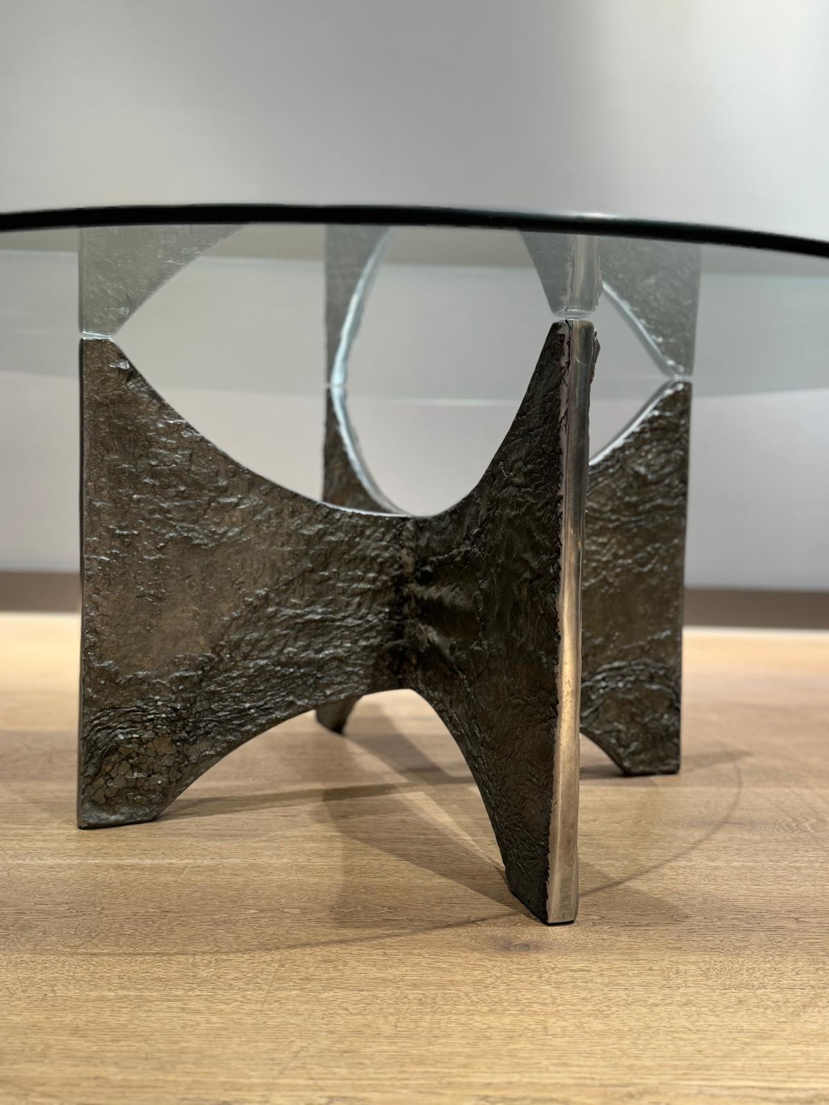 Table basse brutaliste du milieu du siècle dernier en vente 2