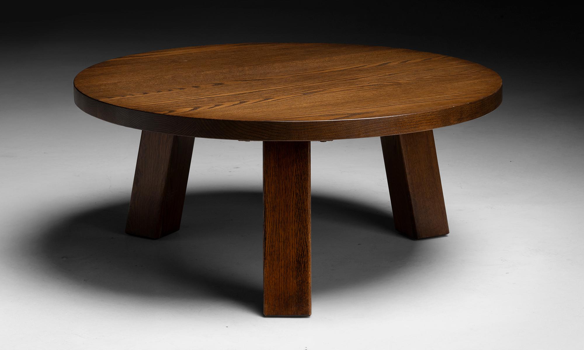 Néerlandais Table basse brutaliste, Pays-Bas vers 1970