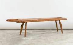 "Brutalistischer" Couchtisch oder Bank aus geschnitzter Ulme Frankreich, um 1980