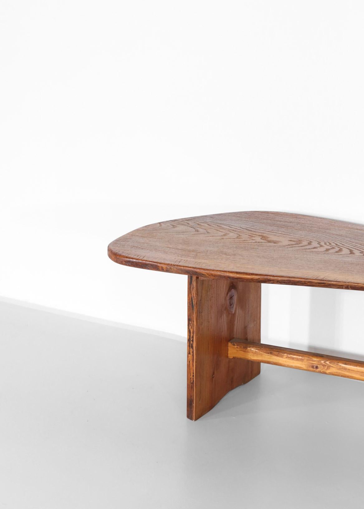 Brutalist Coffee Table Solid Pine 1970s Sculptural In Good Condition In Lyon, FR