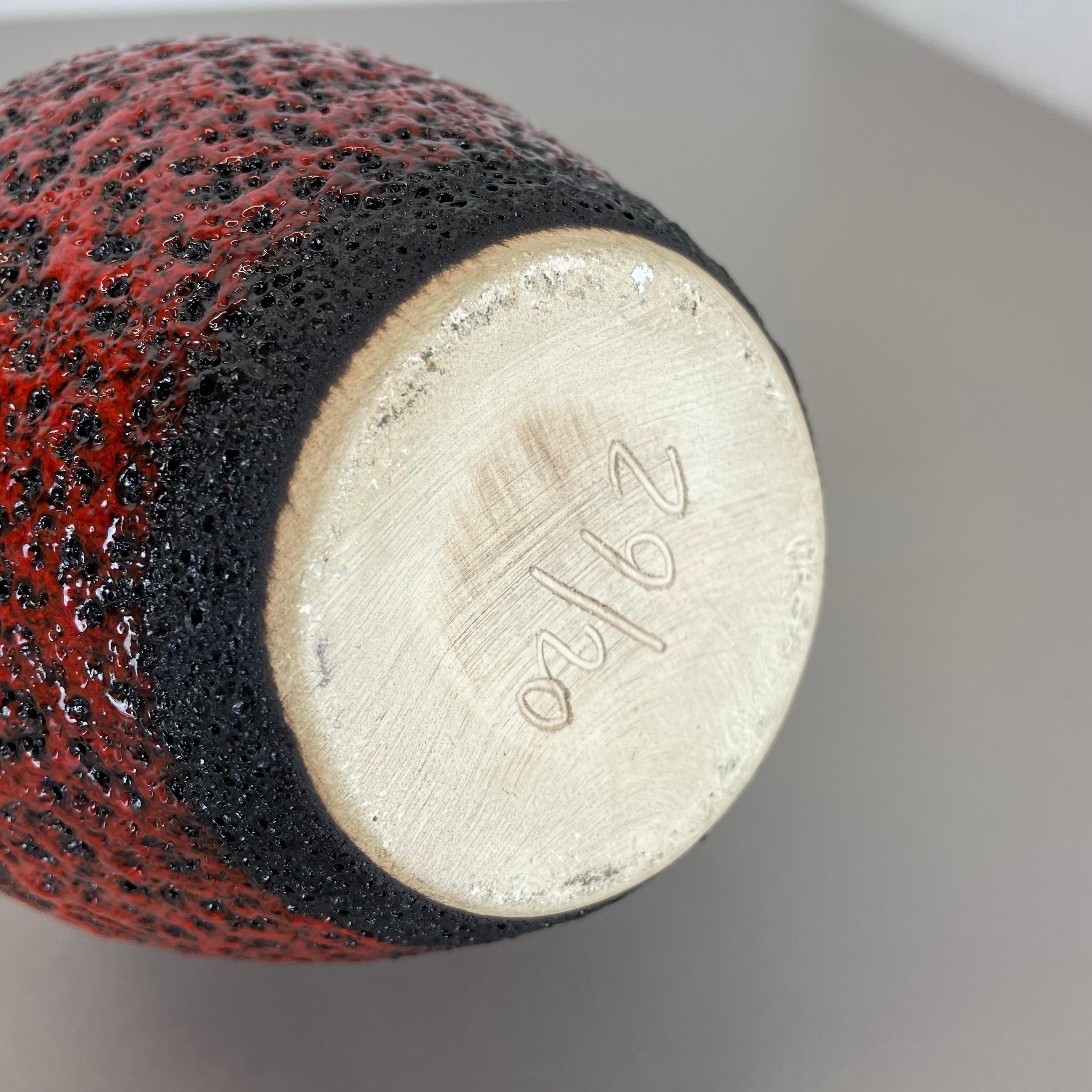 Brutalistische rote-schwarze Vase aus Keramik von Silberdistel, W. Germany, 1970 im Angebot 8