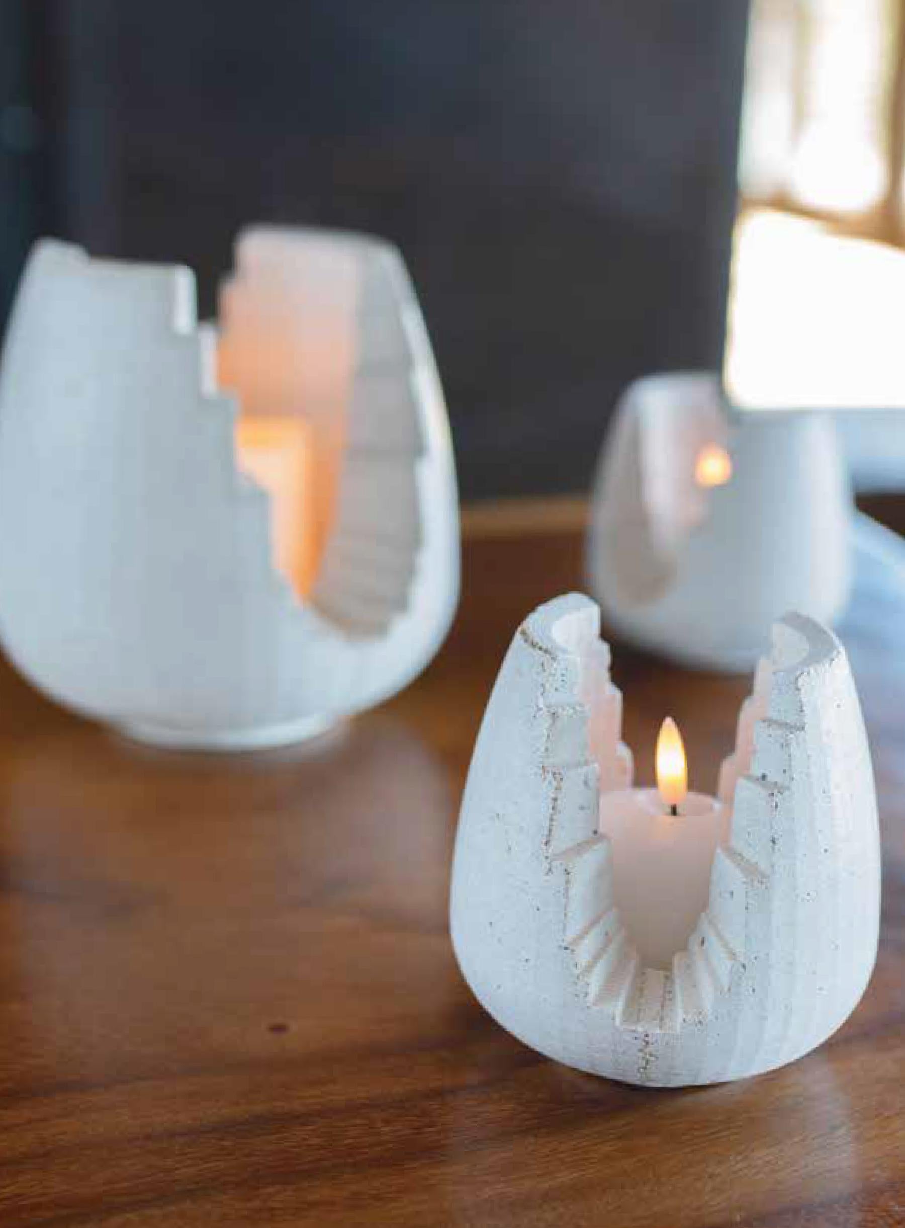 Brutalist Concrete Candle Lanterns, Set of 3, White (Beton) im Angebot