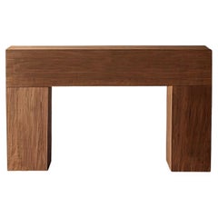 Table console brutaliste, buffet minimaliste en bois ancien, console étroite Elefante