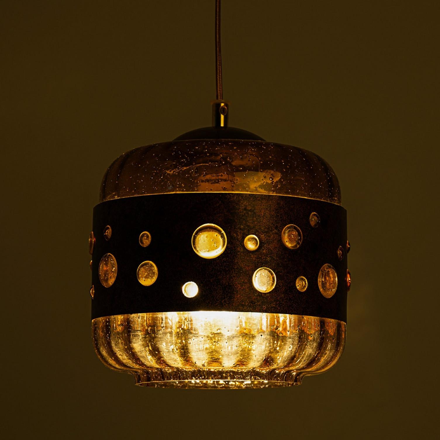 Lampada a sospensione brutalista in vetro e rame nello stile di Nanny Still, 1960 in vendita 3