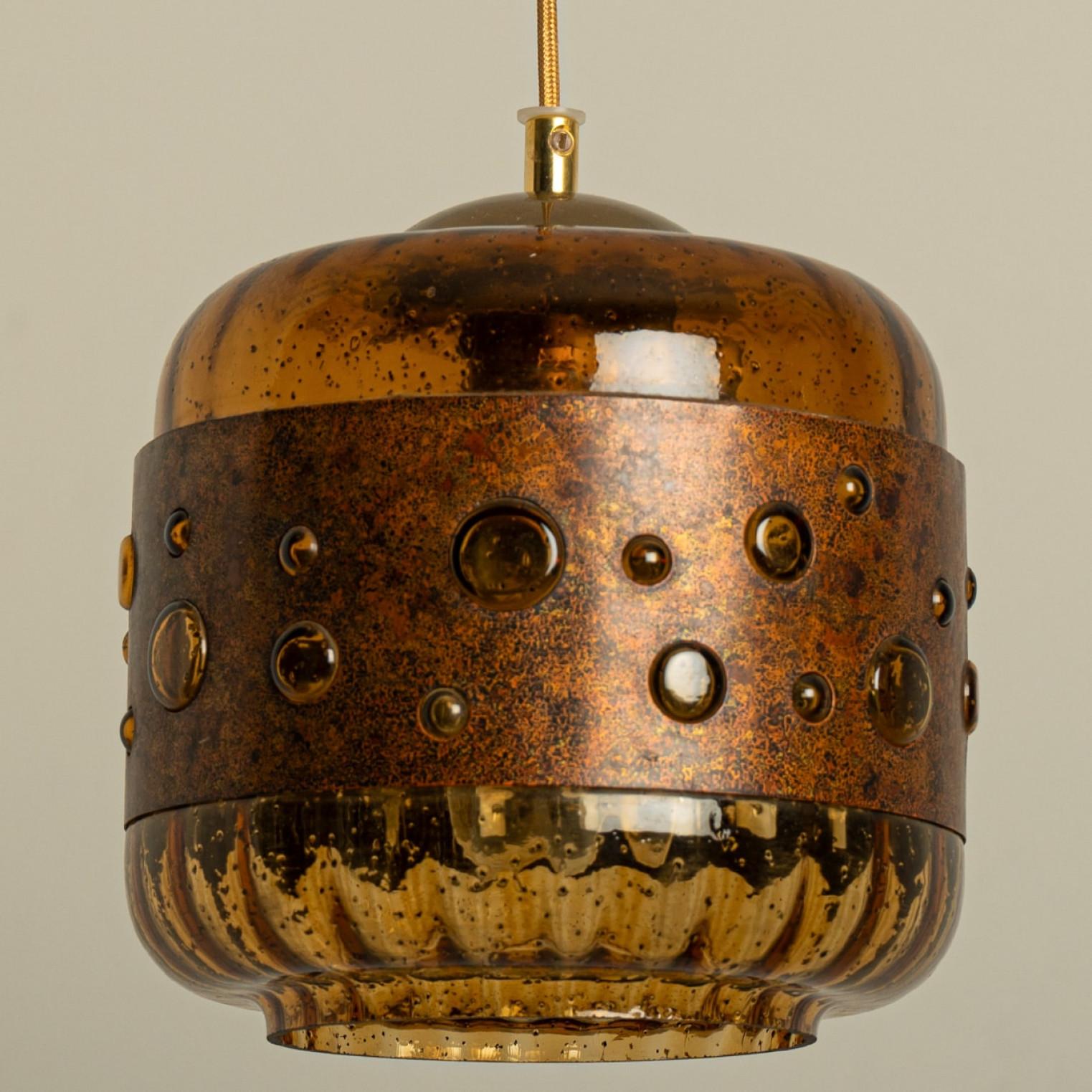 Lampada a sospensione brutalista in vetro e rame nello stile di Nanny Still, 1960 in vendita 4